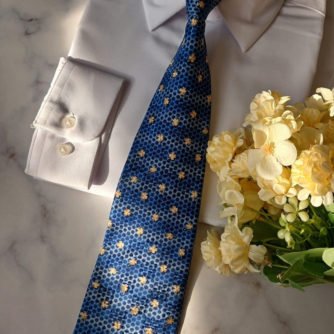 지방시 실크 네잎클로버&홀로그램 넥타이 9.6cm A+등급 A19209
 상품이미지6