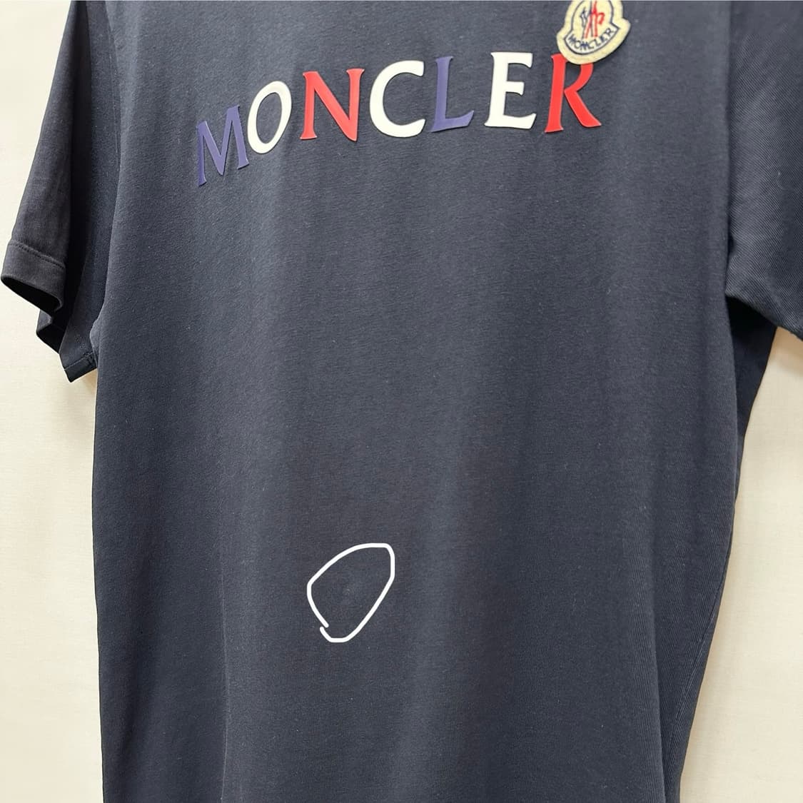 몽클레어 와펜패치 레터링 로고 반팔티 ( 95 ) 상품이미지9