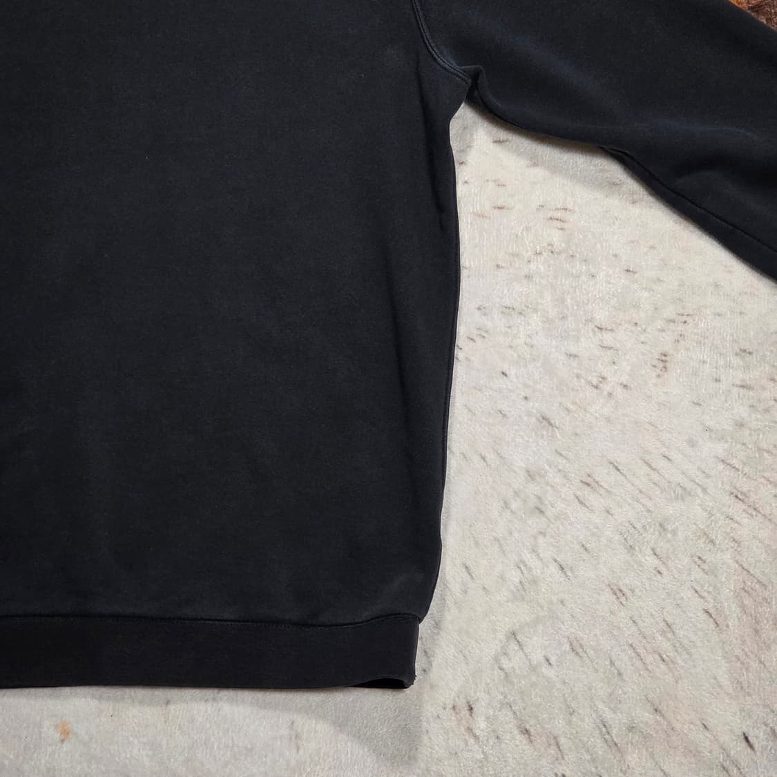 나이키 블랙 스우시 맨투맨 상품이미지3