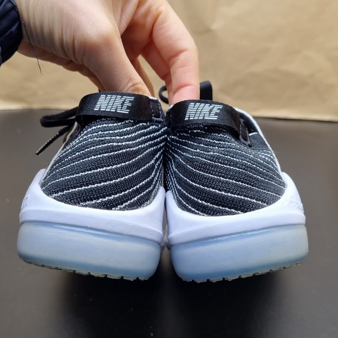 나이키 에어줌 피어리스 플라이니트2 230 상품이미지4