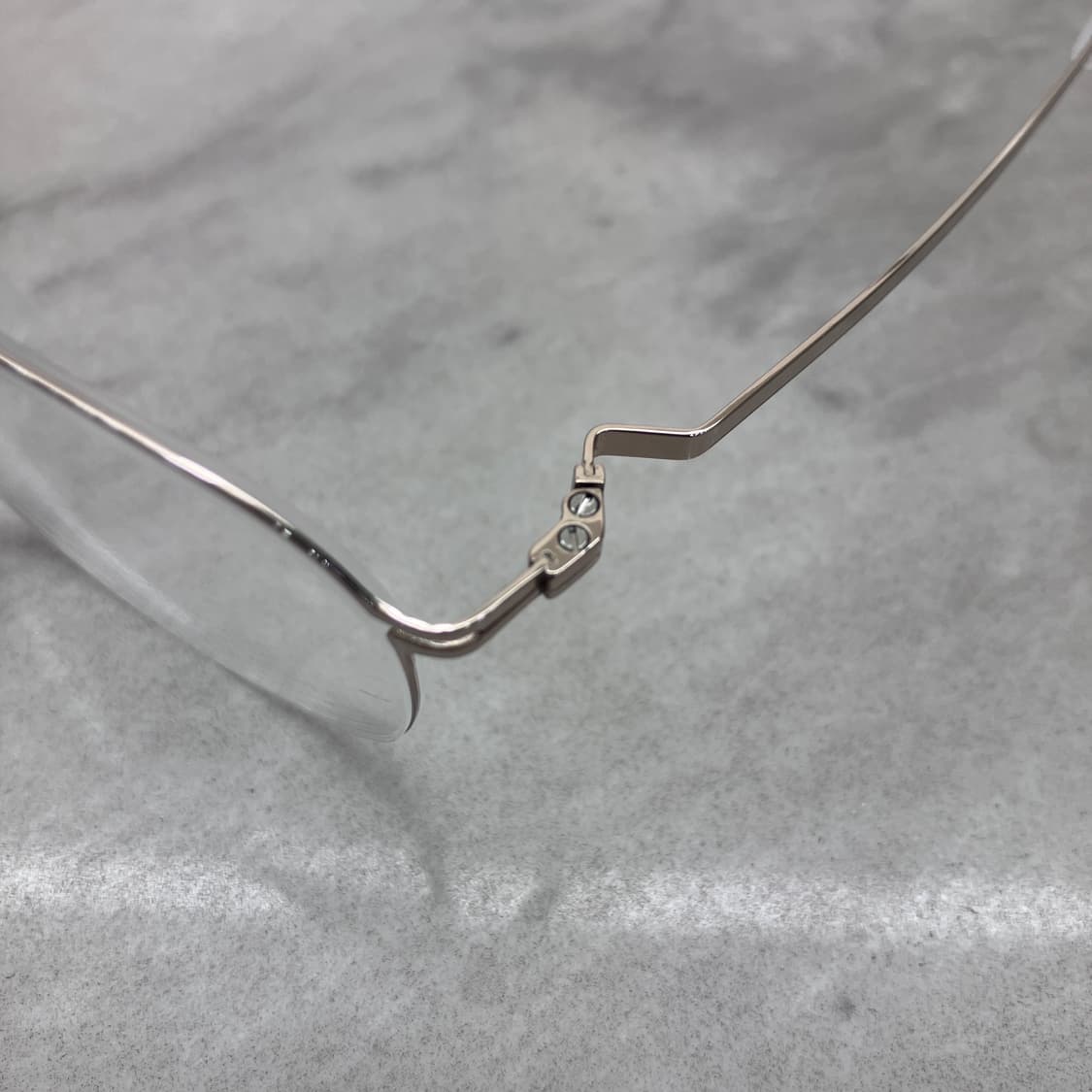 B96 바이코즈 VYCOZ 스노우 골드 스퀘어 역산각 메탈테 안경 상품이미지2