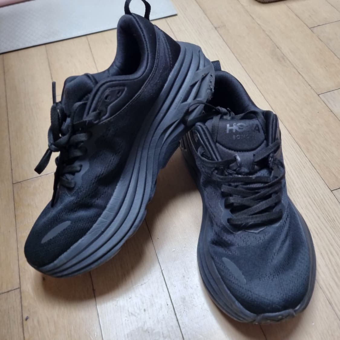 호카 본디8 운동화(260) 상품이미지5
