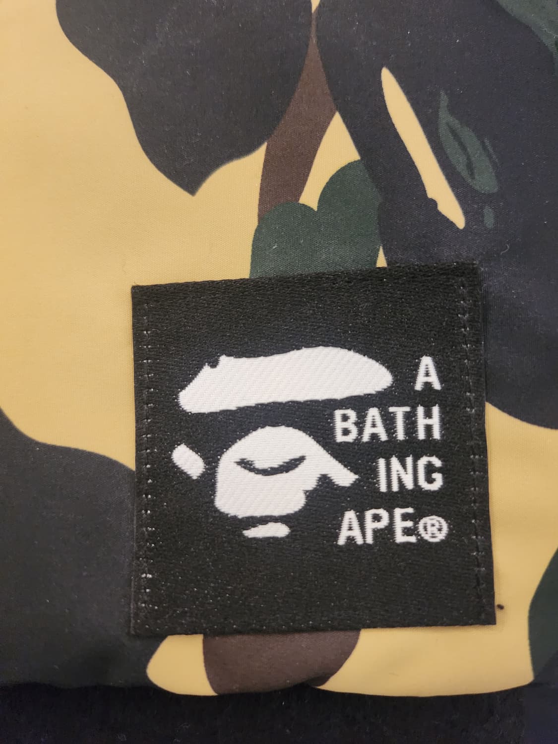 베이프 패딩 플리스 포켓 머플러 상품이미지3