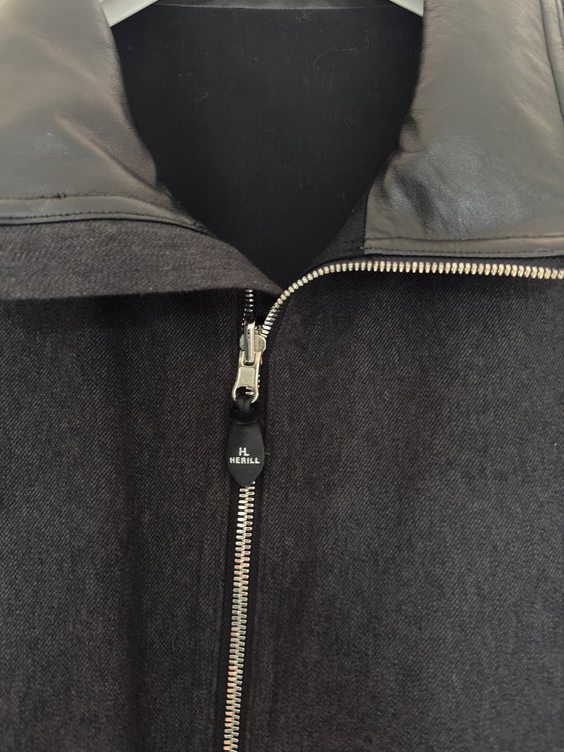 헤릴자켓 트윌 위크엔드 자켓 팝니다. 상품이미지4