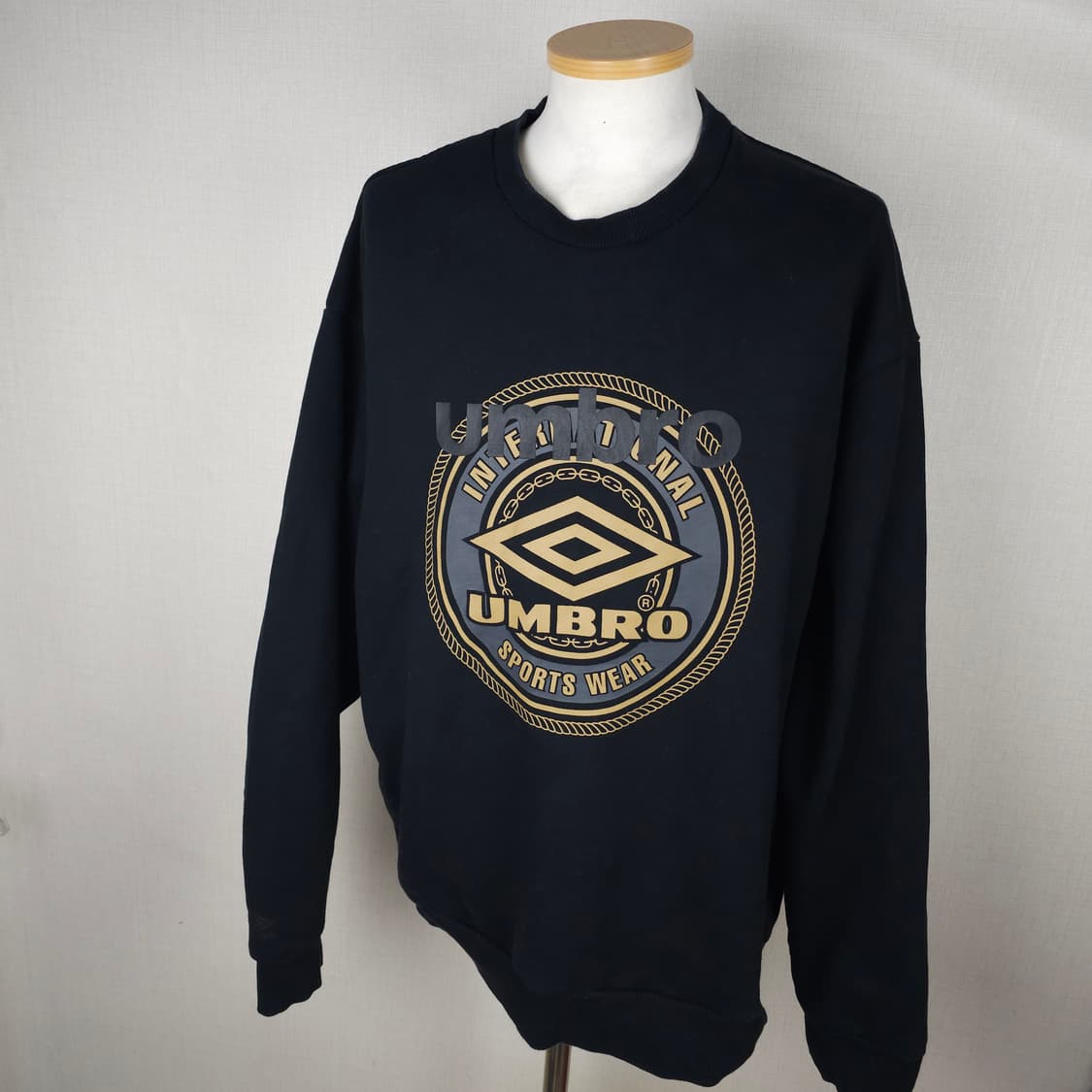 엄브로 맨투맨 남자110사이즈  상품이미지1