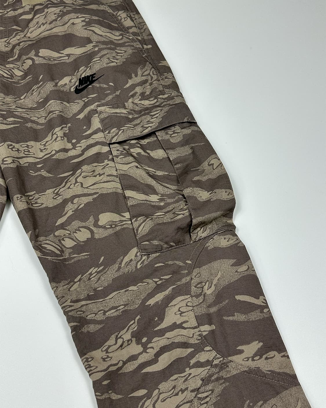 나이키 카모 카고 팬츠 상품이미지3