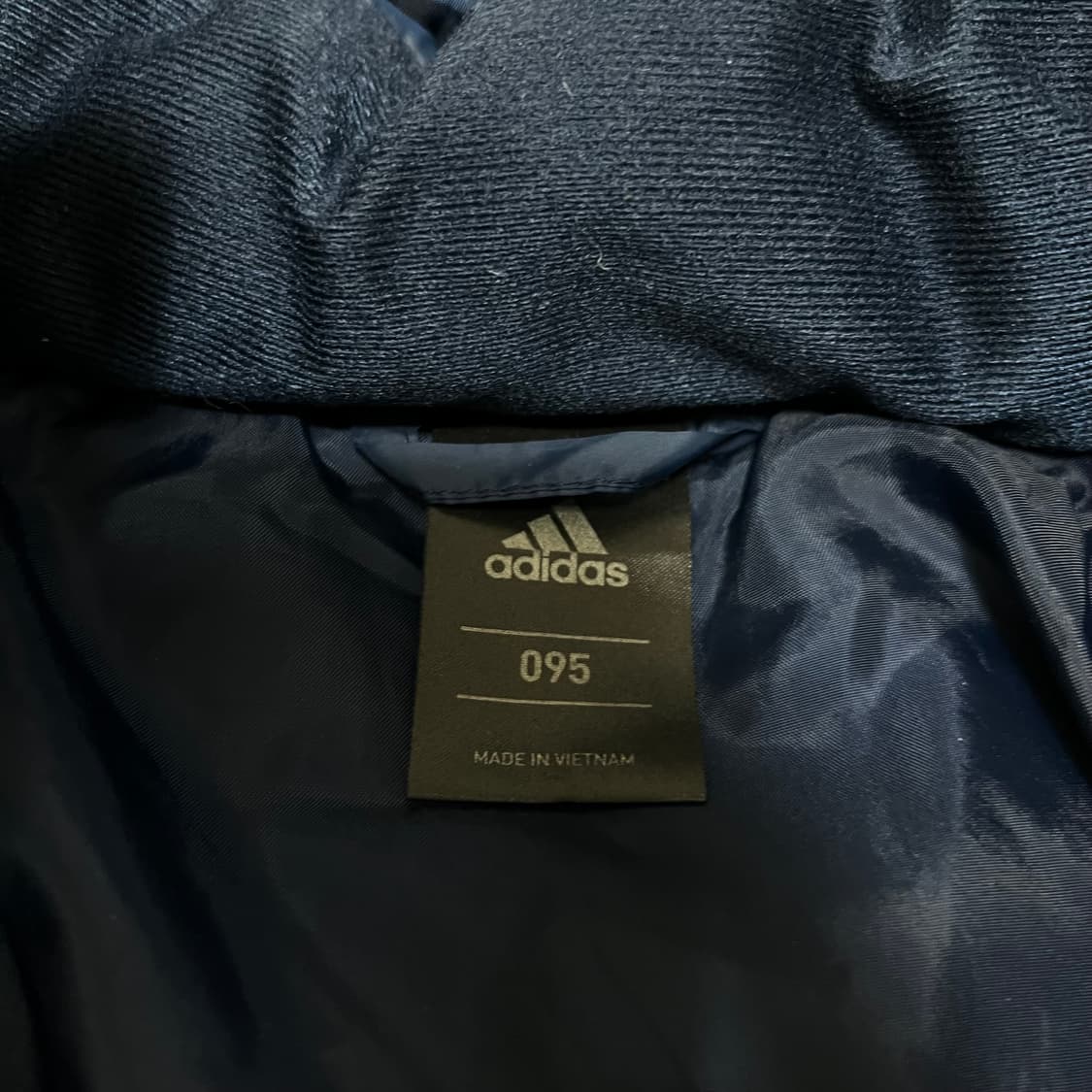 아디다스 덕다운 퍼포먼스 로고 후드 롱패딩 점퍼 [네이비] M/95 상품이미지5