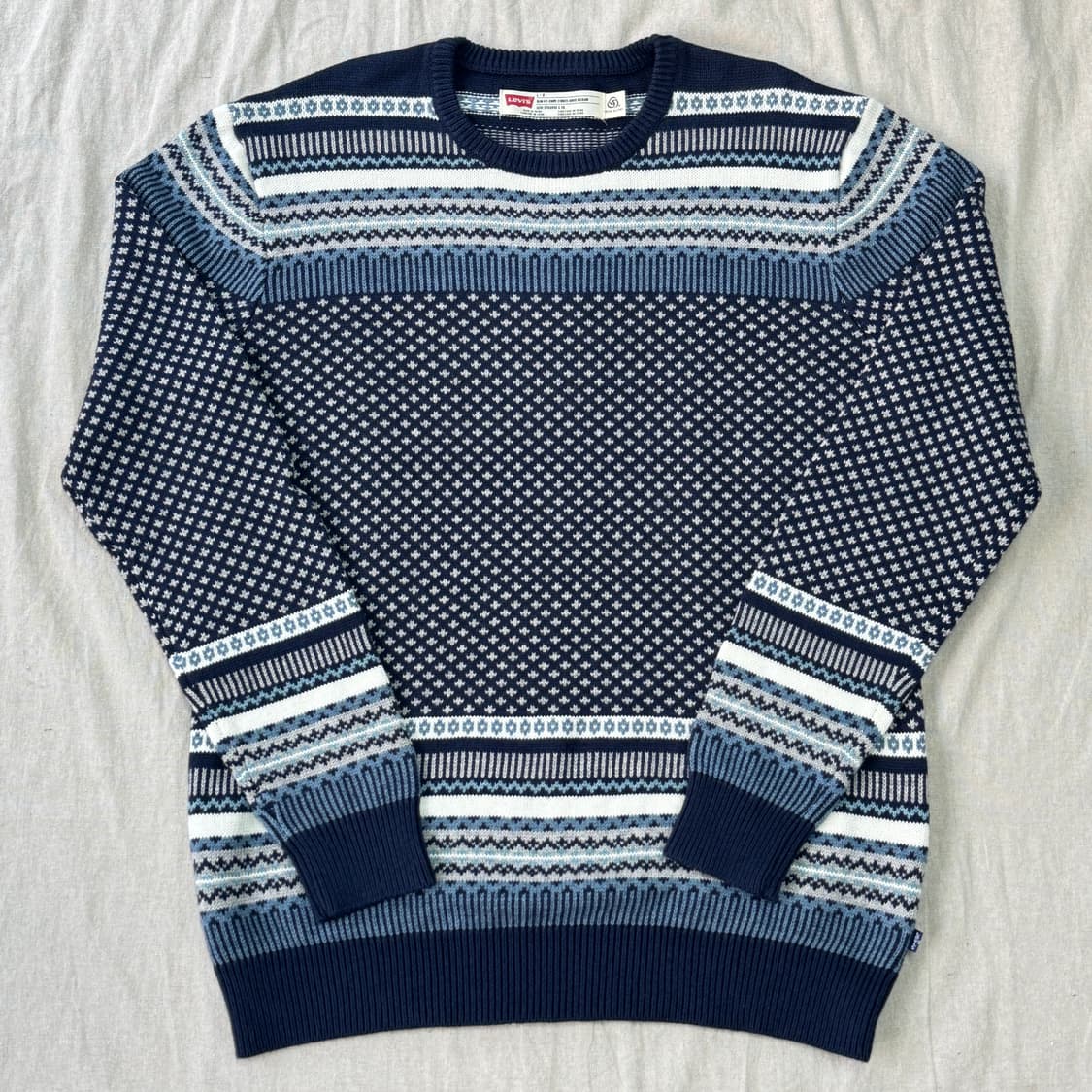 리바이스 페어아일 네이비탭 눈꽃 니트 L 상품이미지1