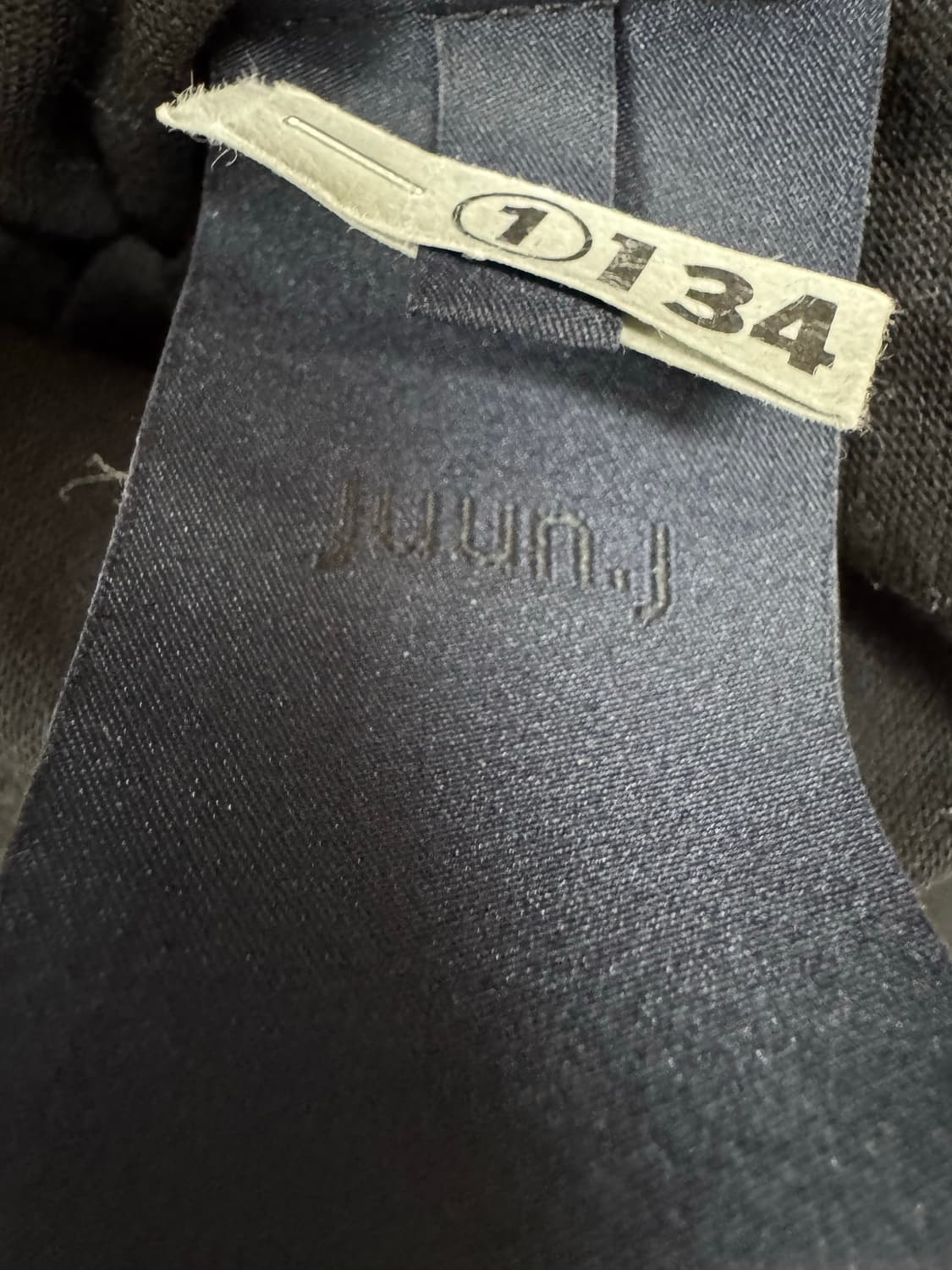 준지 자수 레터링 롱슬리브 상품이미지5