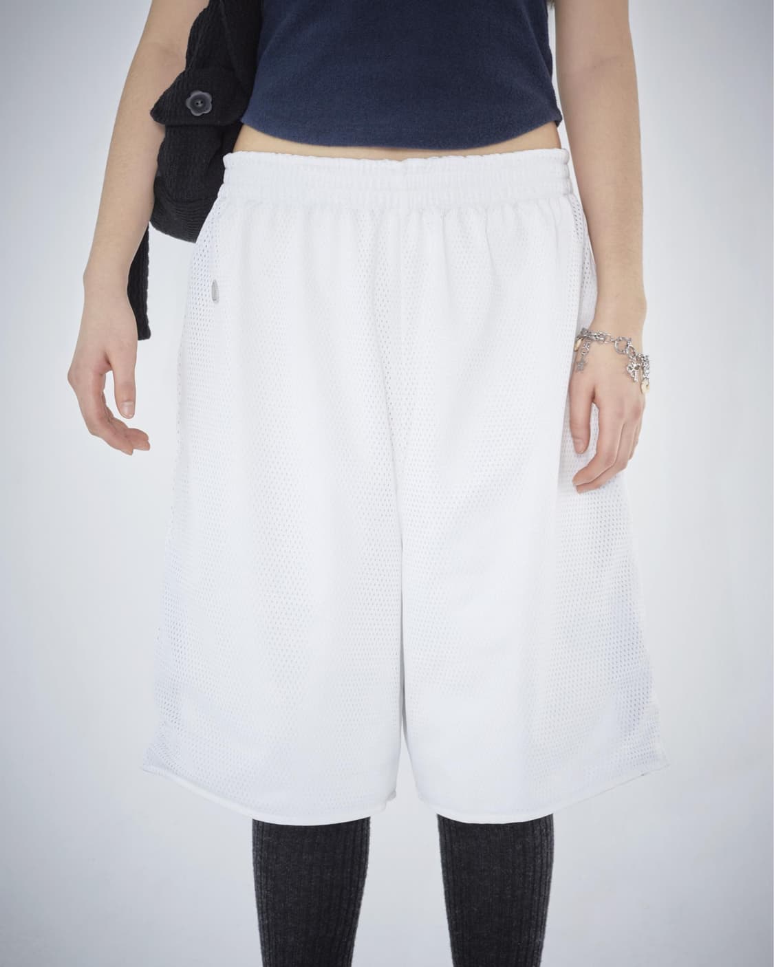 SHINING TRIKOT SHORTS WHITE 상품이미지1
