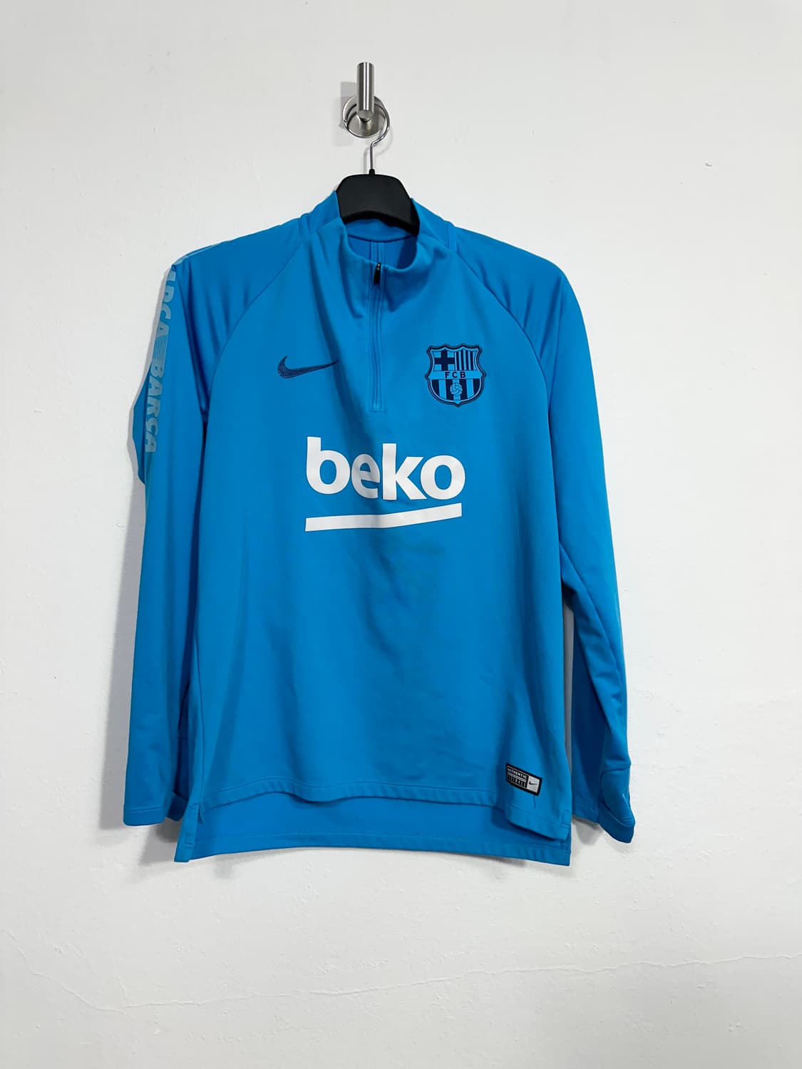 나이키 바르셀로나 하프집업져지 M 상품이미지1