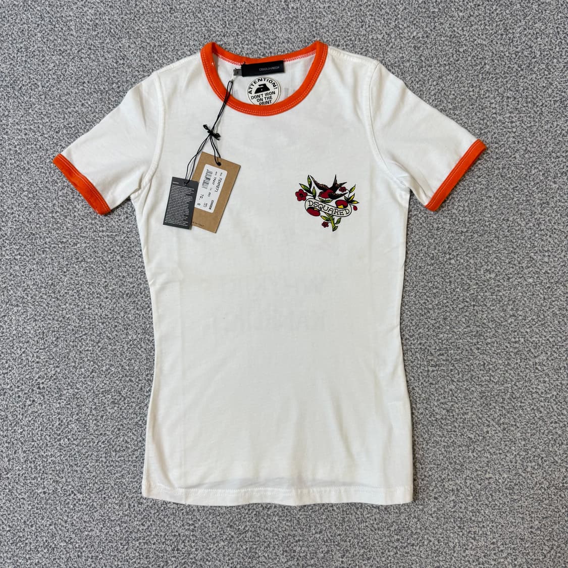 [새상품] 디스퀘어드 반팔 S 상품이미지2