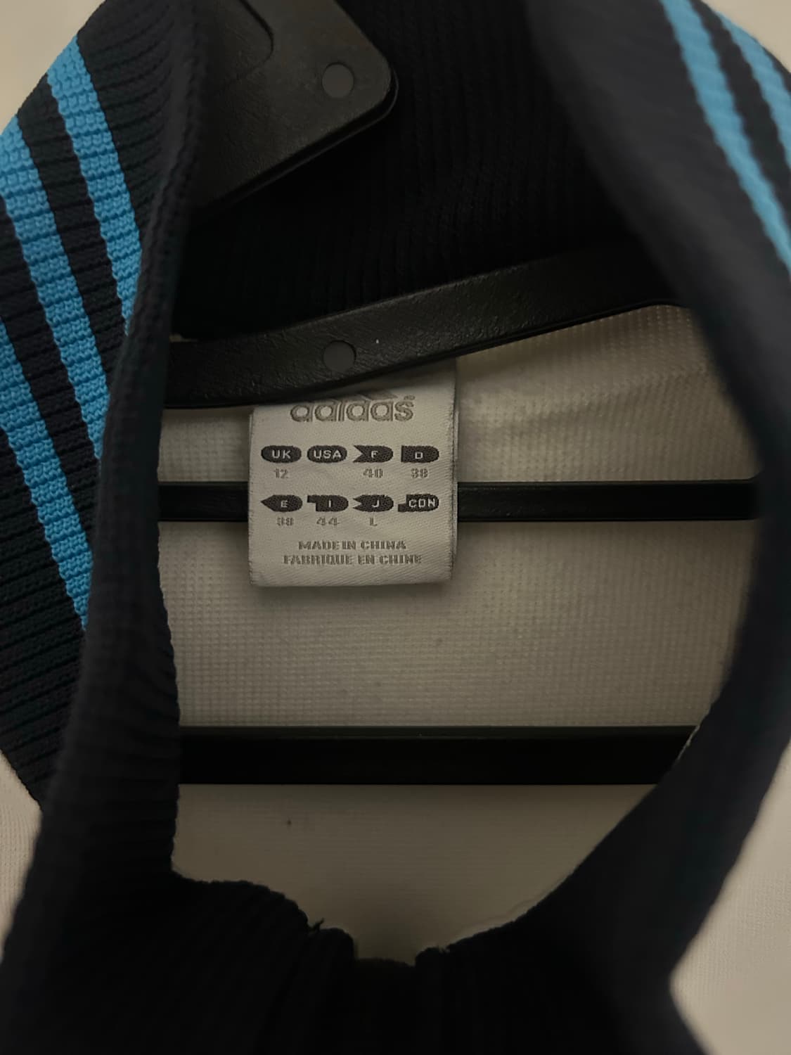 아디다스 시나모롤 깔 져지 상품이미지3