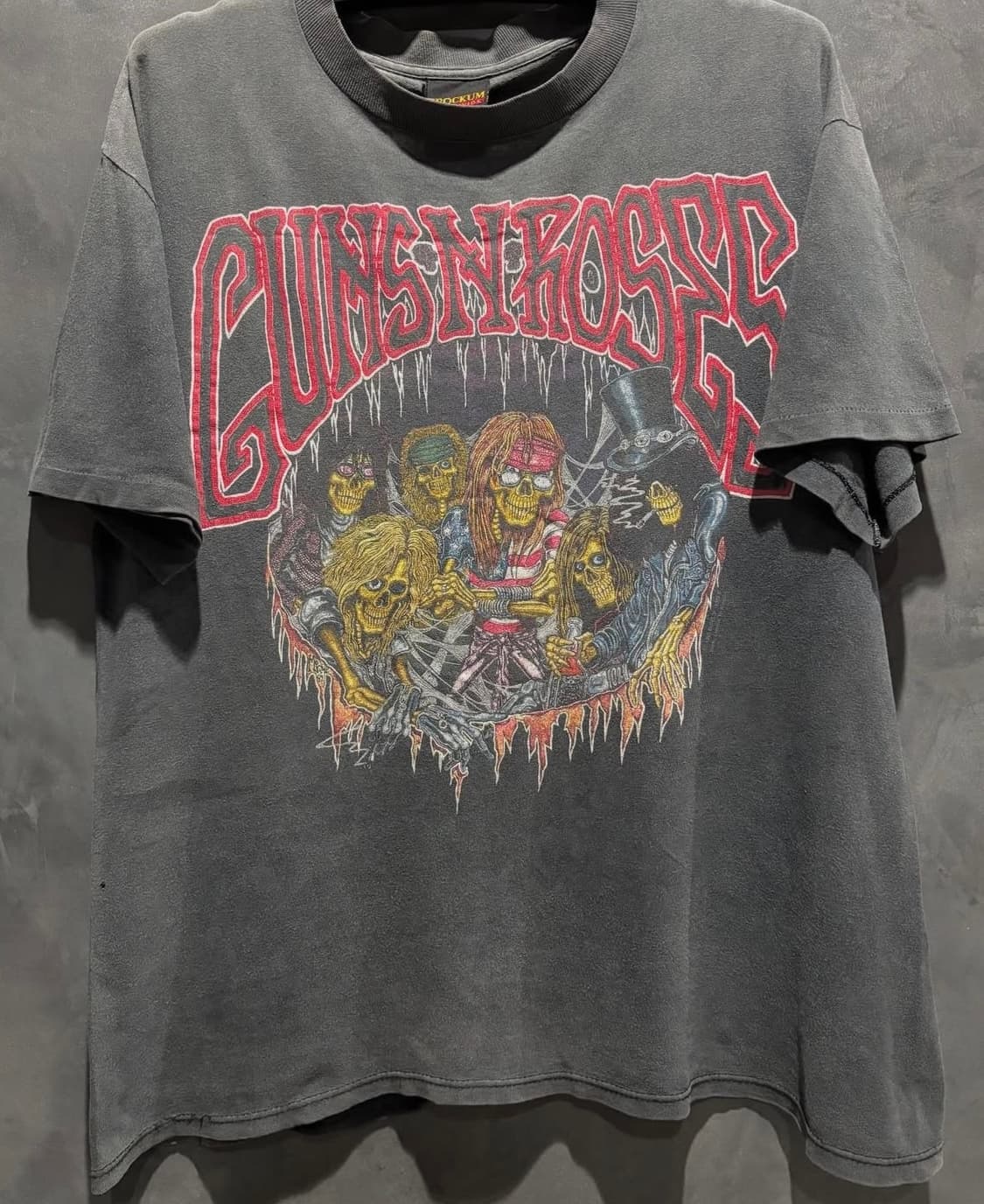 90s 빈티지 건즈 앤 로지스 도쿄 투어 밴드티 상품이미지1