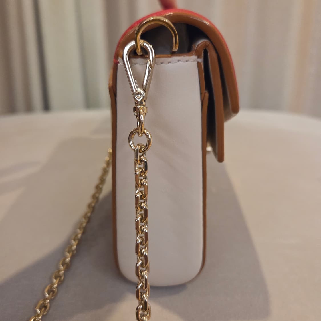 MCM 밀리 비세토스 레더 블록 플랩 크로스바디 상품이미지6