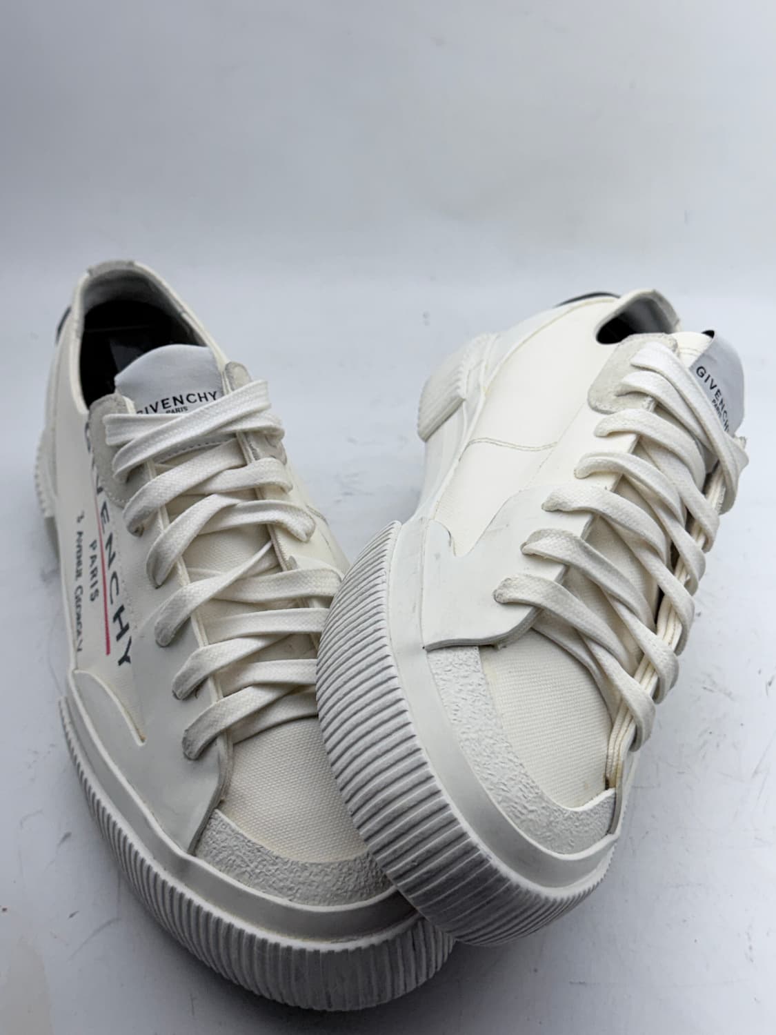 정품)지방시 스니커즈 255 상품이미지3