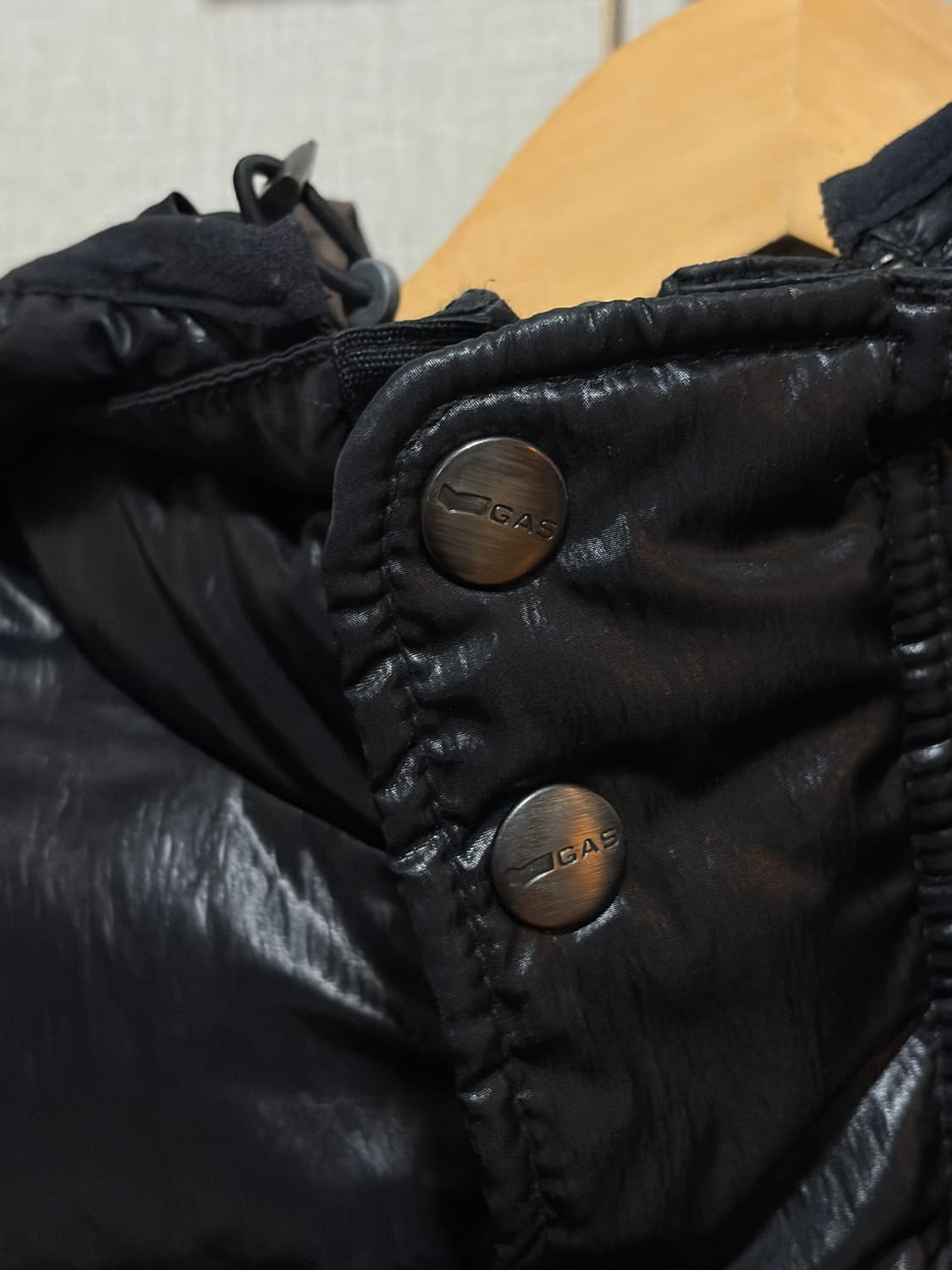Gas 오리털 유광 패딩 상품이미지3