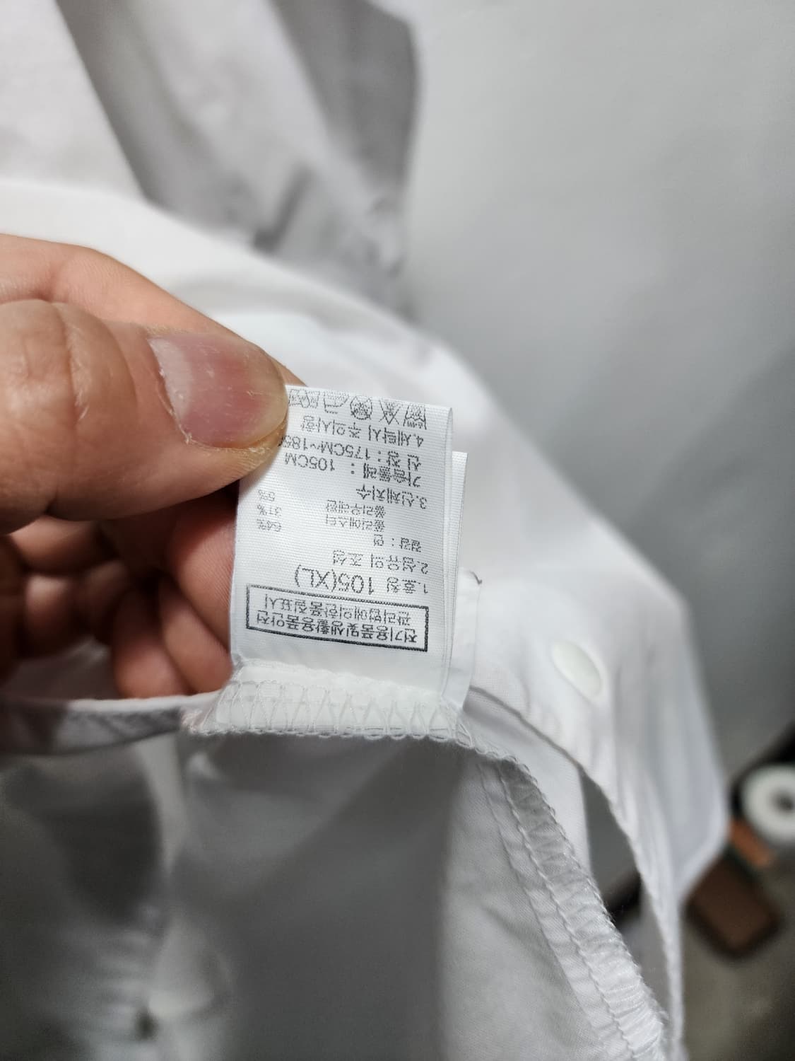 노스페이스 스몰로고 화이트 셔츠 상품이미지5