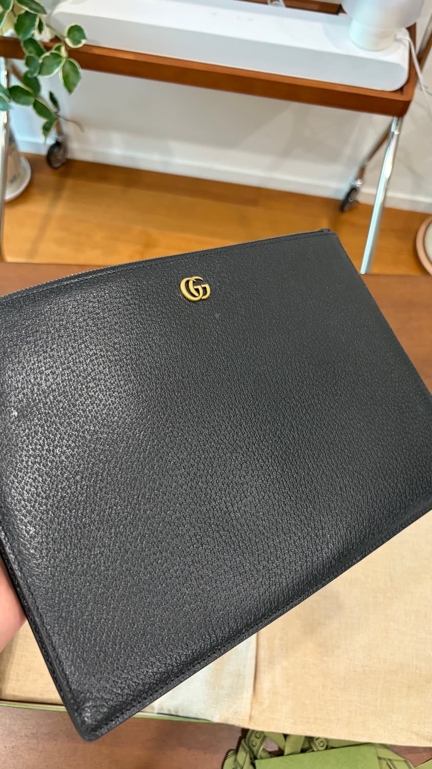 구찌 GG 마몽 레더 파우치 클러치 블랙 상품이미지3