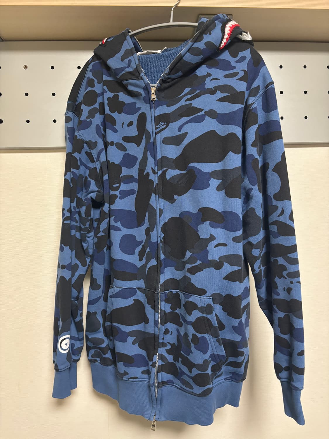 베이프 샤크카모 후드집업 XXL 상품이미지2