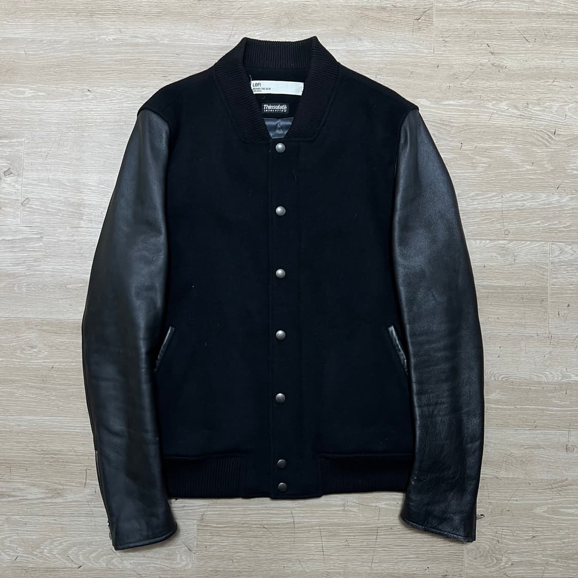 로파이 씬슐레이트 레더슬리브 울 양가죽 스타디움 자켓 [블랙] L/100 상품이미지1