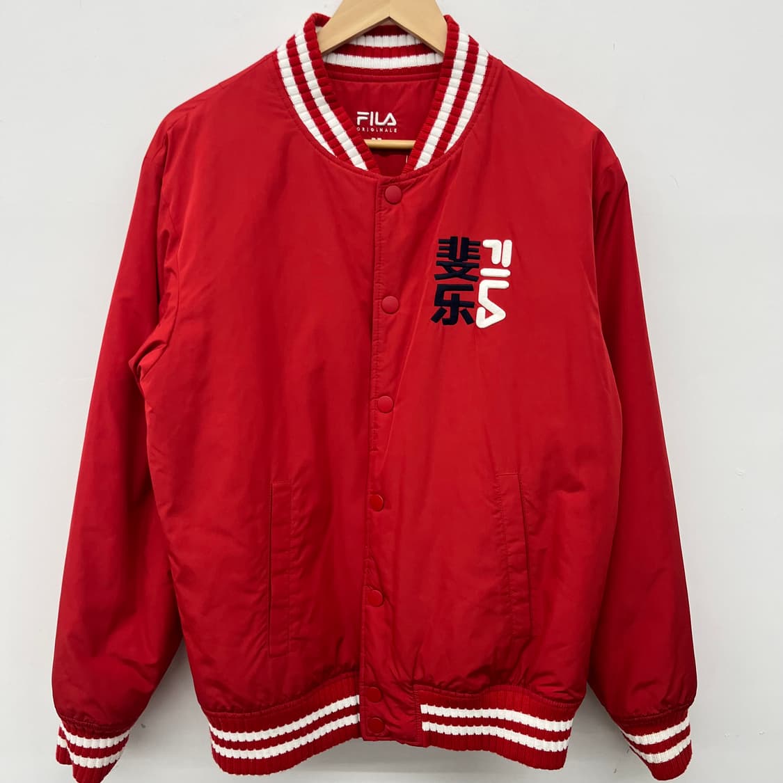 휠라 빨간색 바시티 자켓 공용s 상품이미지2