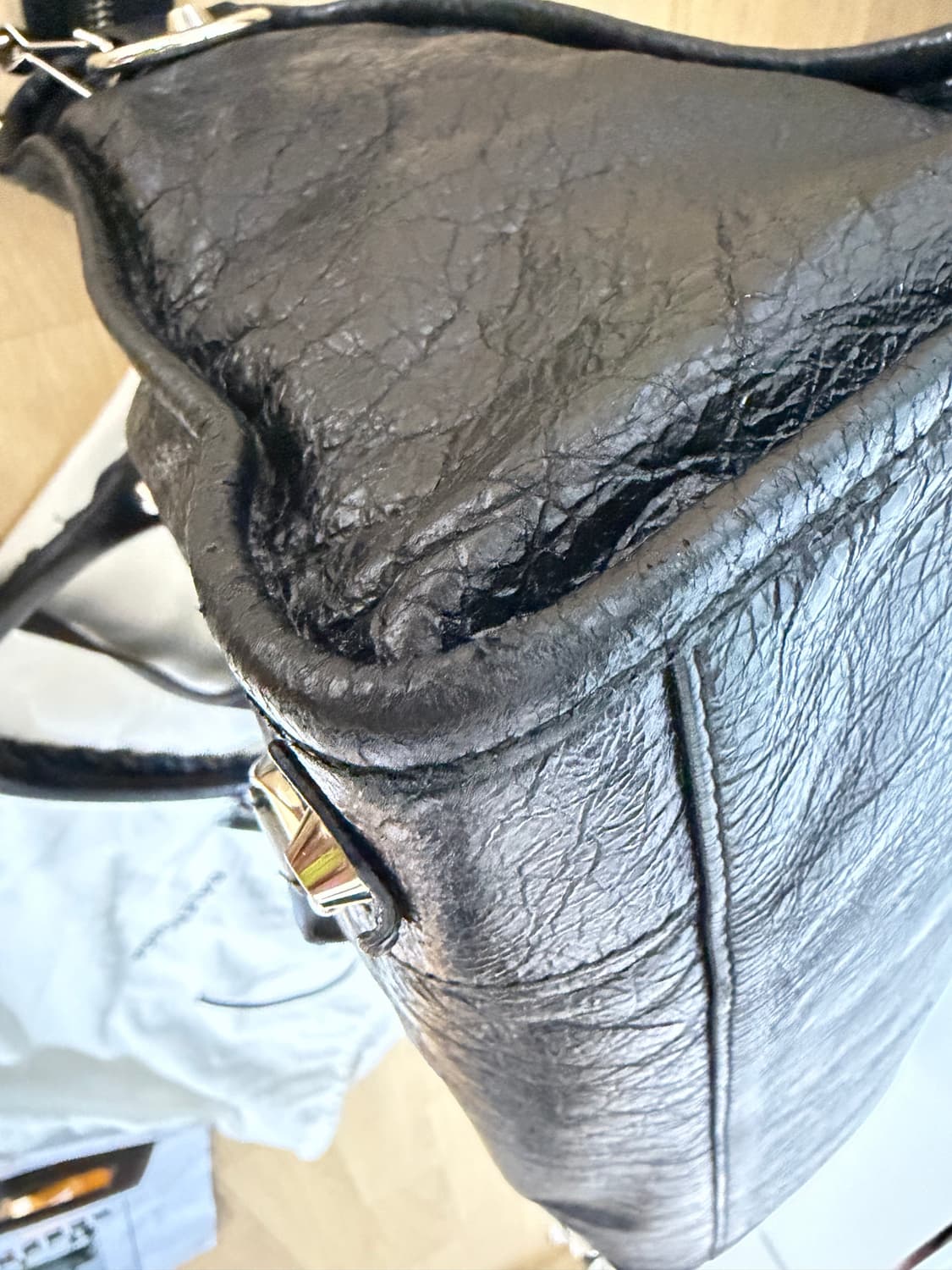 발렌시아가 시티 모터백 미디움  상품이미지10