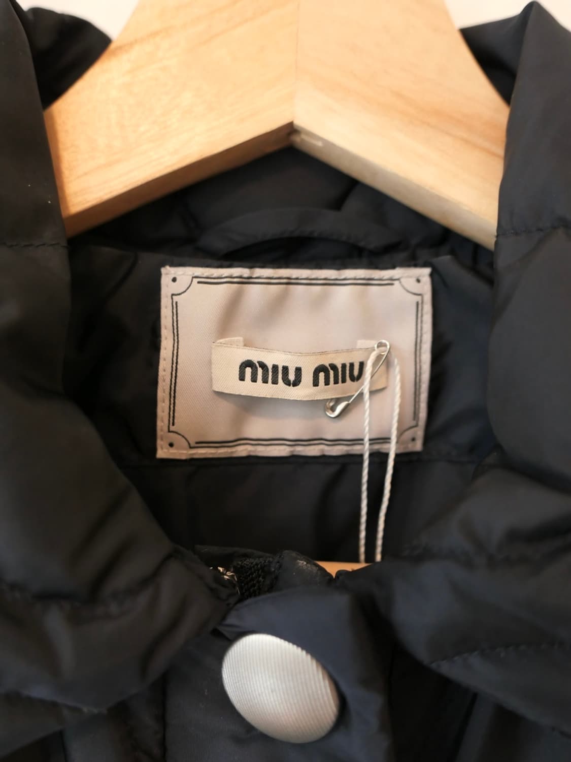 미우미우 퀄팅 다운 패딩 자켓 상품이미지3