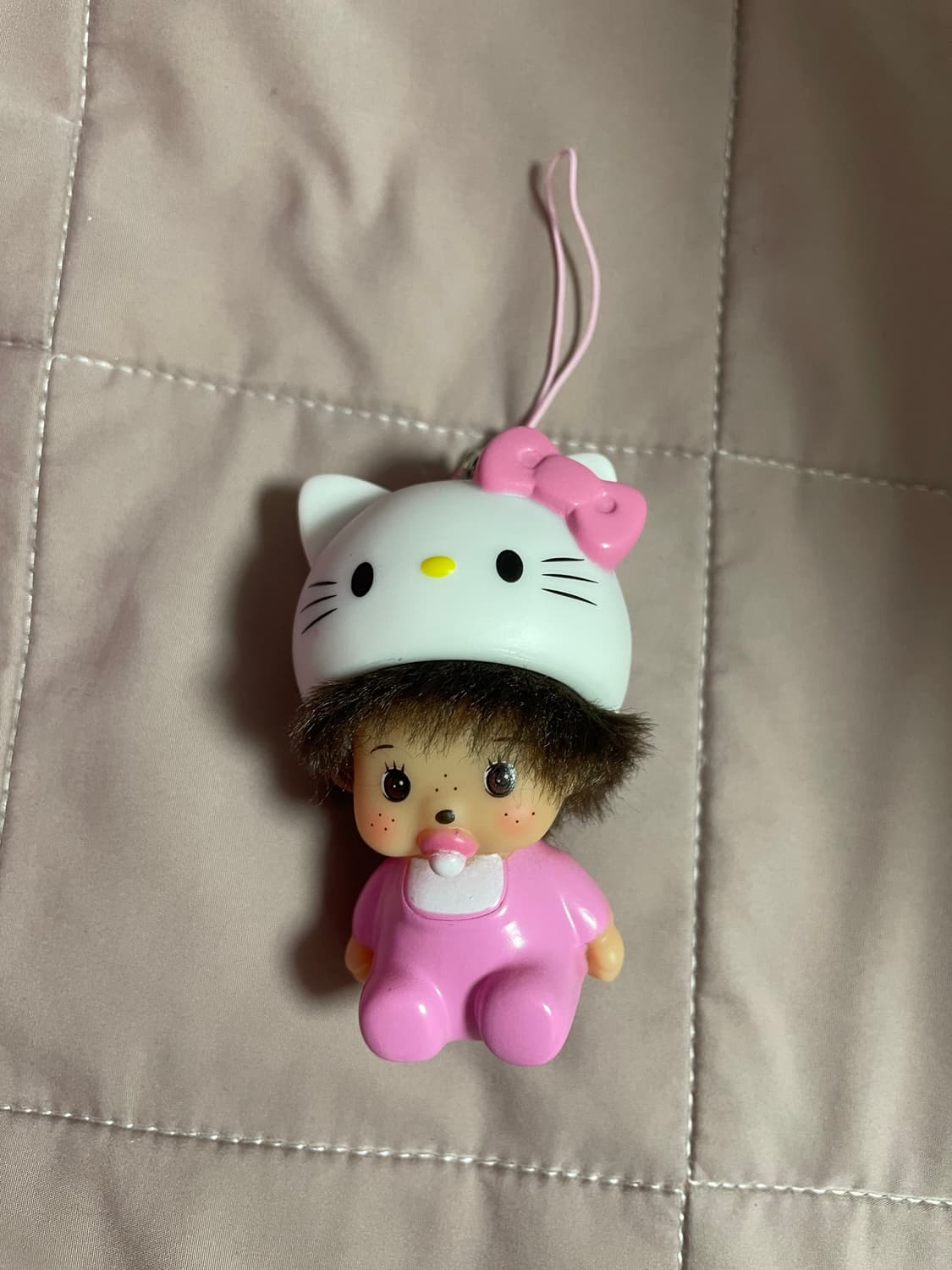 헬로키티 몬치치 키링 상품이미지1