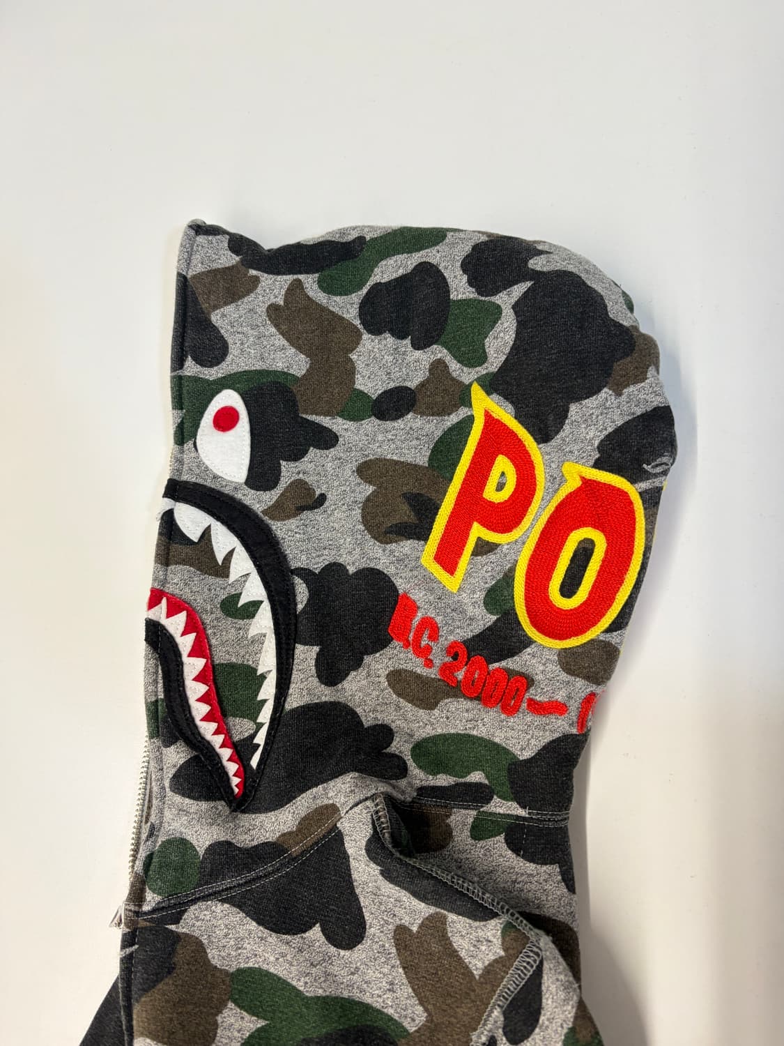 딱붙핏!!—베이프 PONR 샤크 후드 상품이미지10