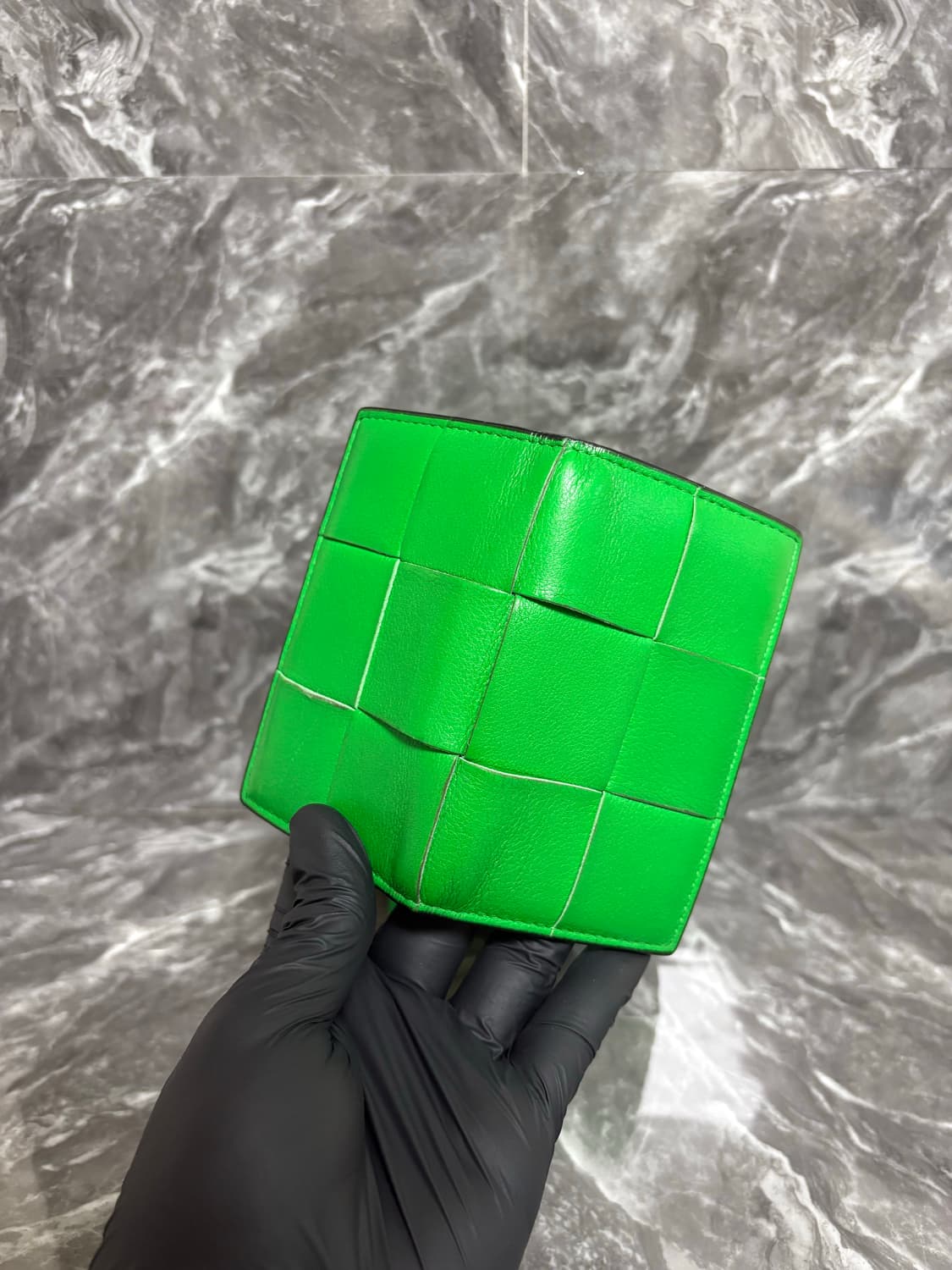 보테가베네타 맥시 플랩 오거나이저 카드지갑 상품이미지3