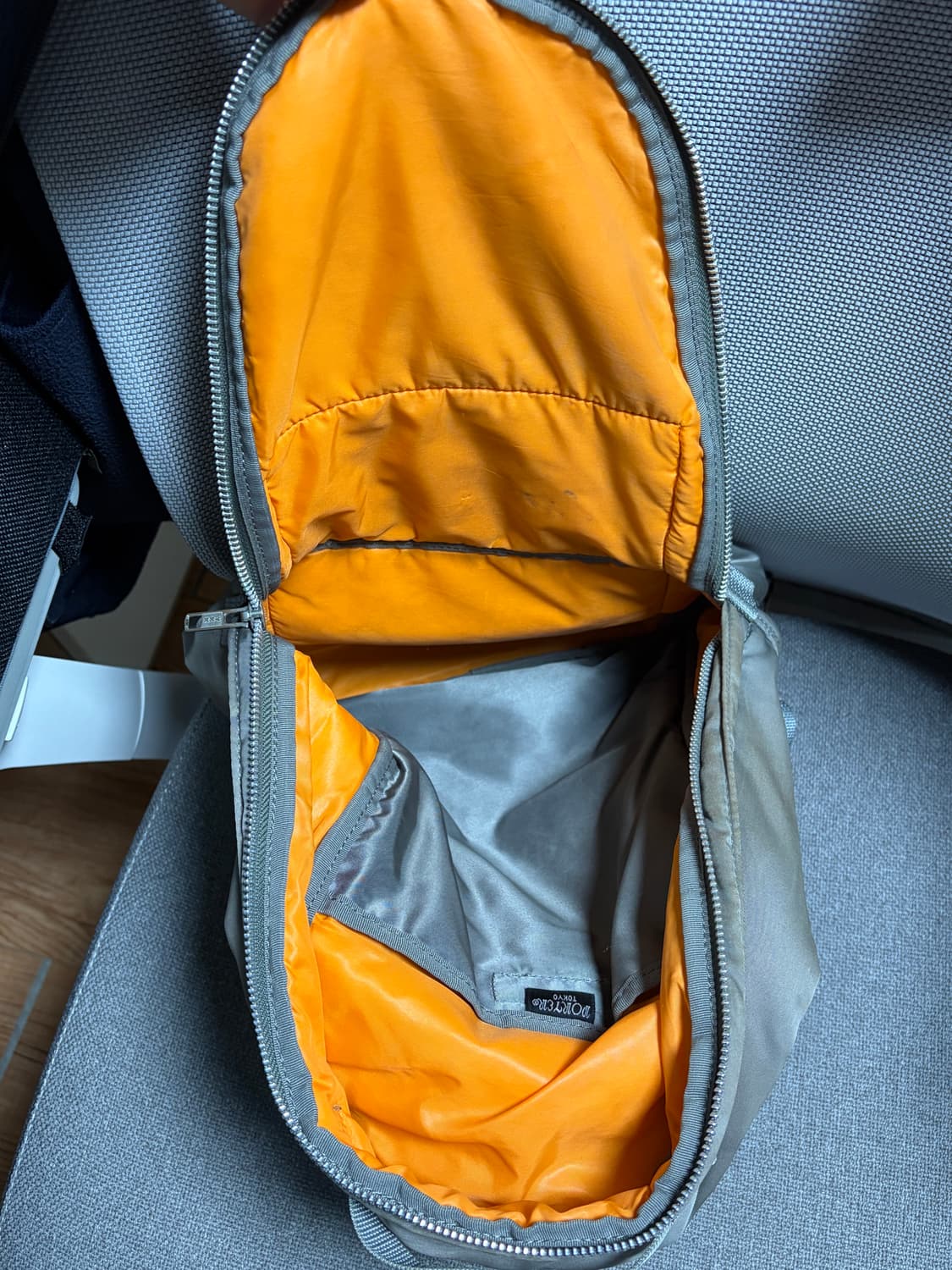 포터 탱커 백팩 실버그레이 상품이미지4