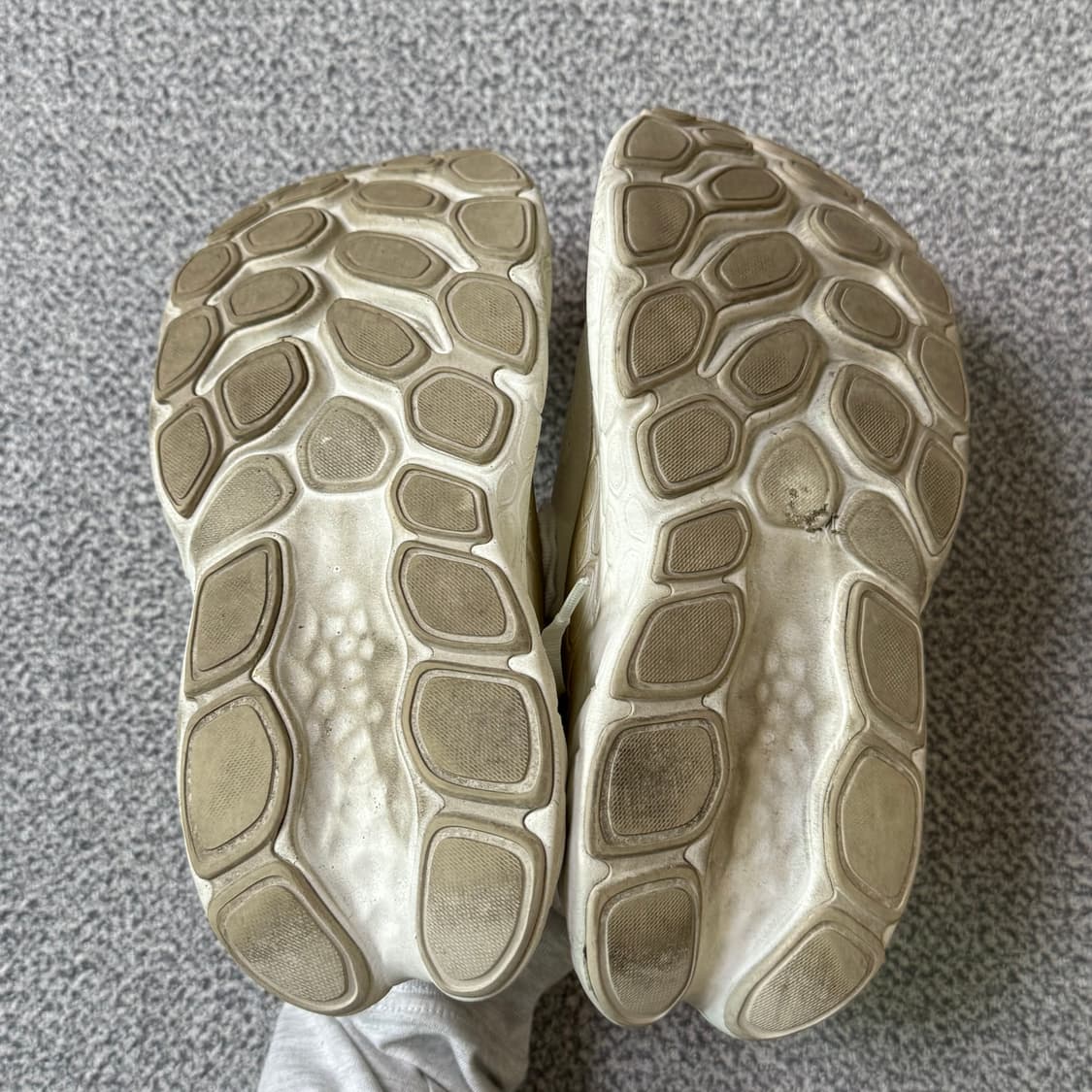 [정가 18만원] 뉴발란스 러닝화 프레쉬폼 240 상품이미지6