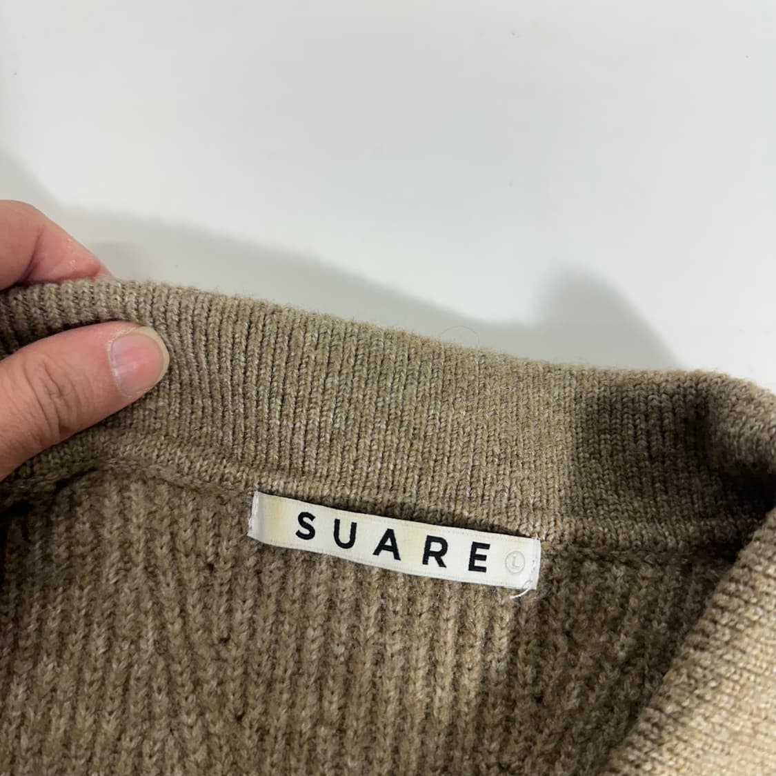 L 수아레 베이지 루즈핏 투웨이 카라넥 니트집업 상품이미지3