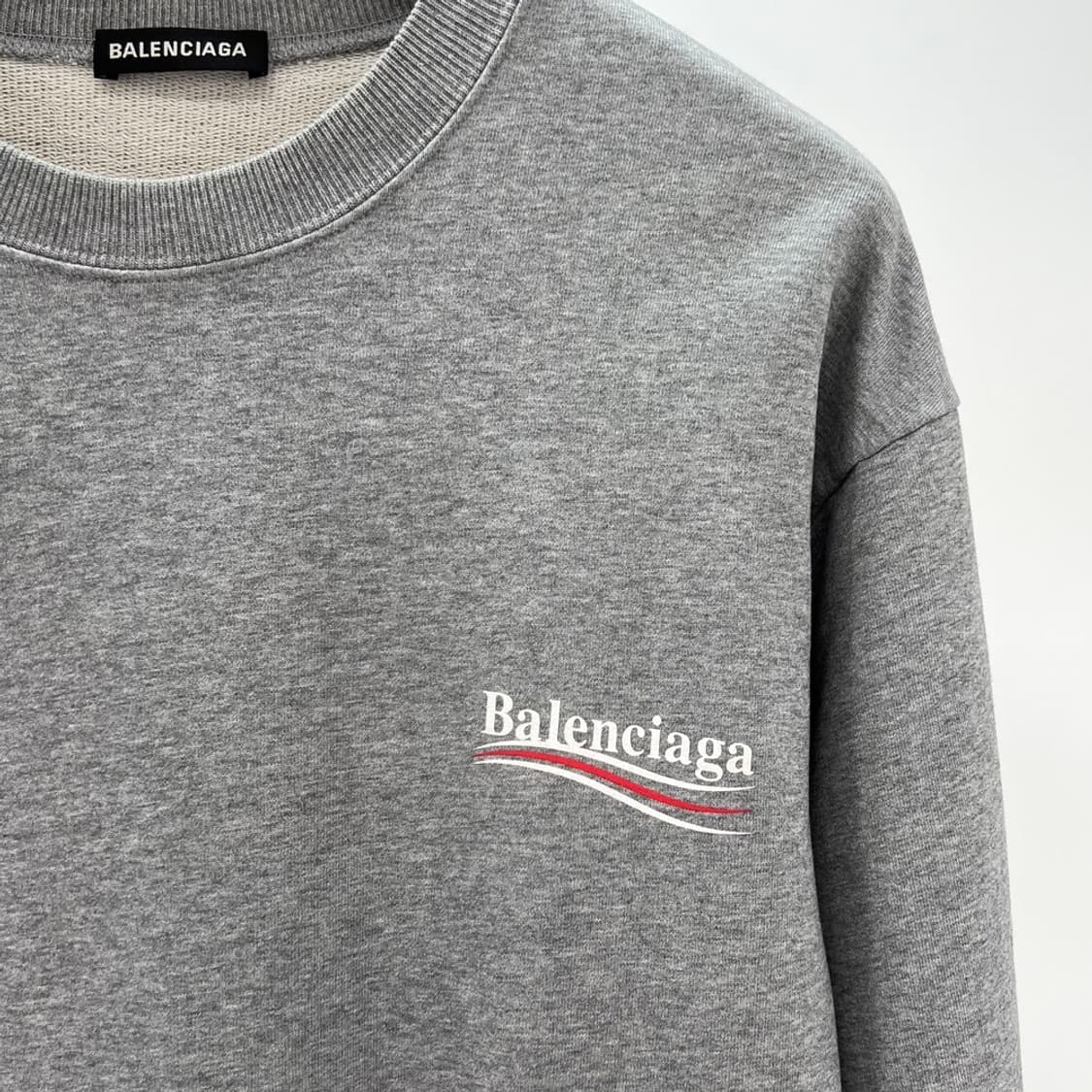 발렌시아가 웨이브로고 맨투맨 상품이미지3