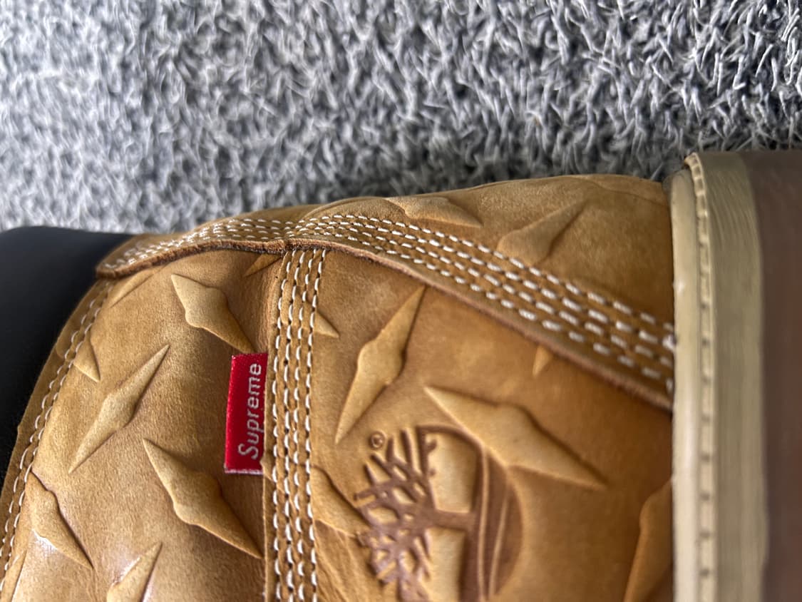 슈프림X팀버랜드 다이아몬드 6인치 부츠 판매합니다 상품이미지5