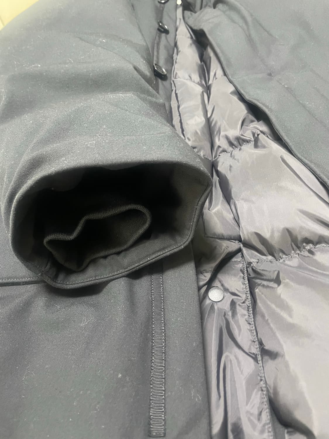 어나더오피스 엠플다운 코트(블랙2) 상품이미지10