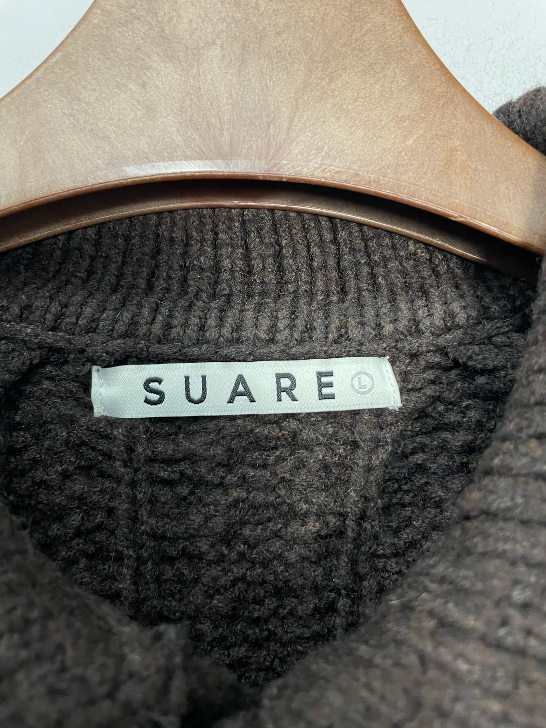 수아레 에어울 아란 브라운 니트 가디건 H2157 상품이미지5