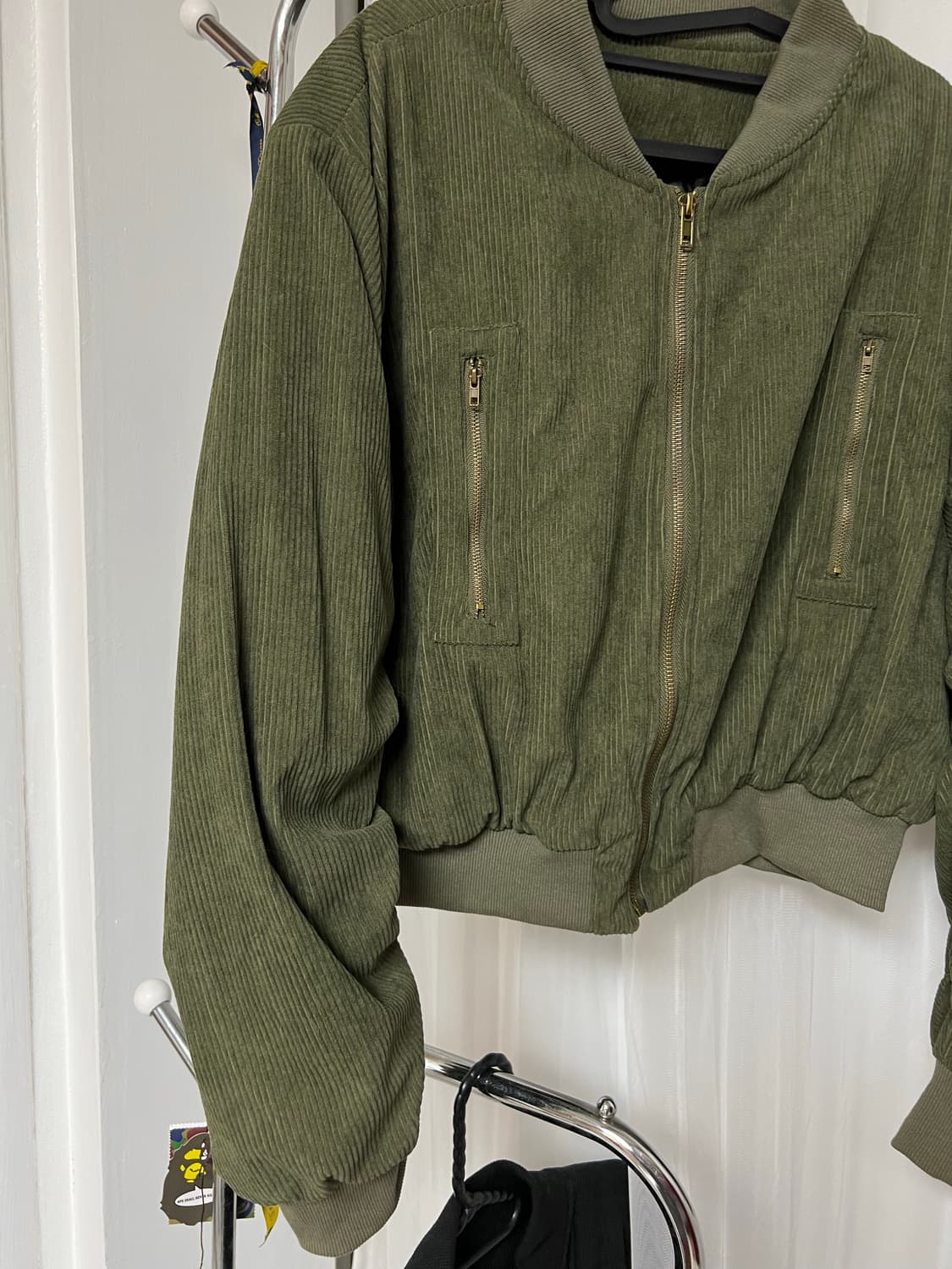 [새상품]항공 골덴 셔링봄버 자켓 카키 블랙 상품이미지8