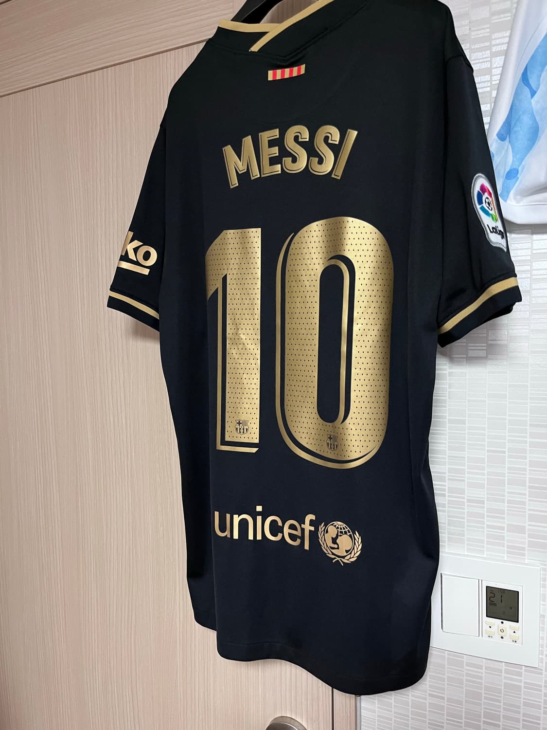 [L] 바르셀로나 20-21 어웨이 유니폼 메시 마킹 상품이미지2