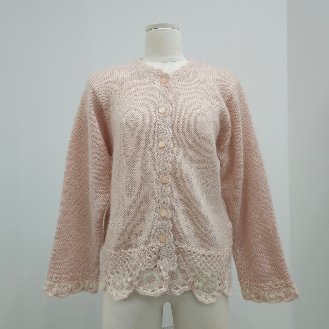 파스텔 핑크 플라워 크로셰 레이스 니트 가디건 상품이미지1