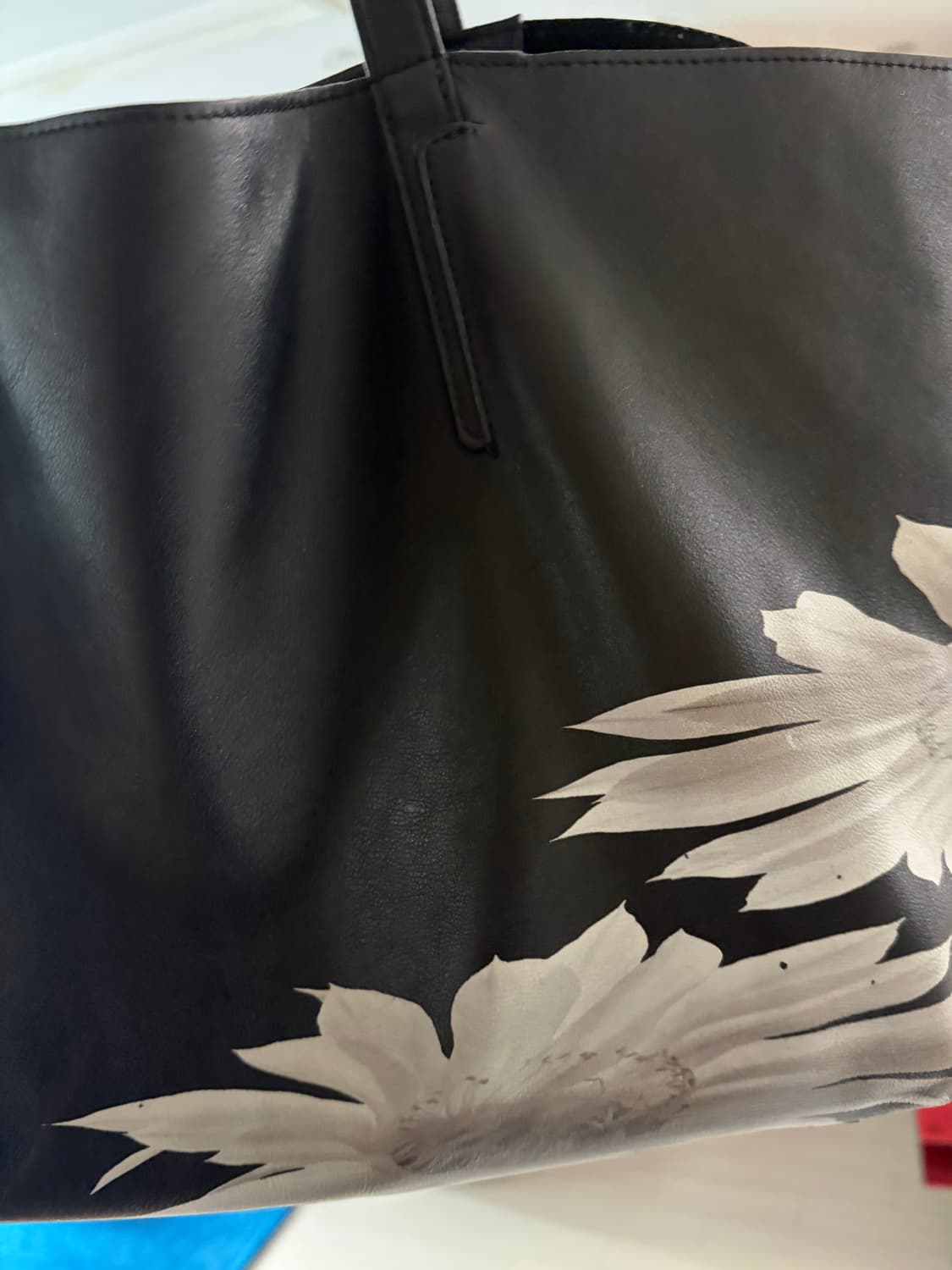 Yohji yamamoto discord tote bag 상품이미지2