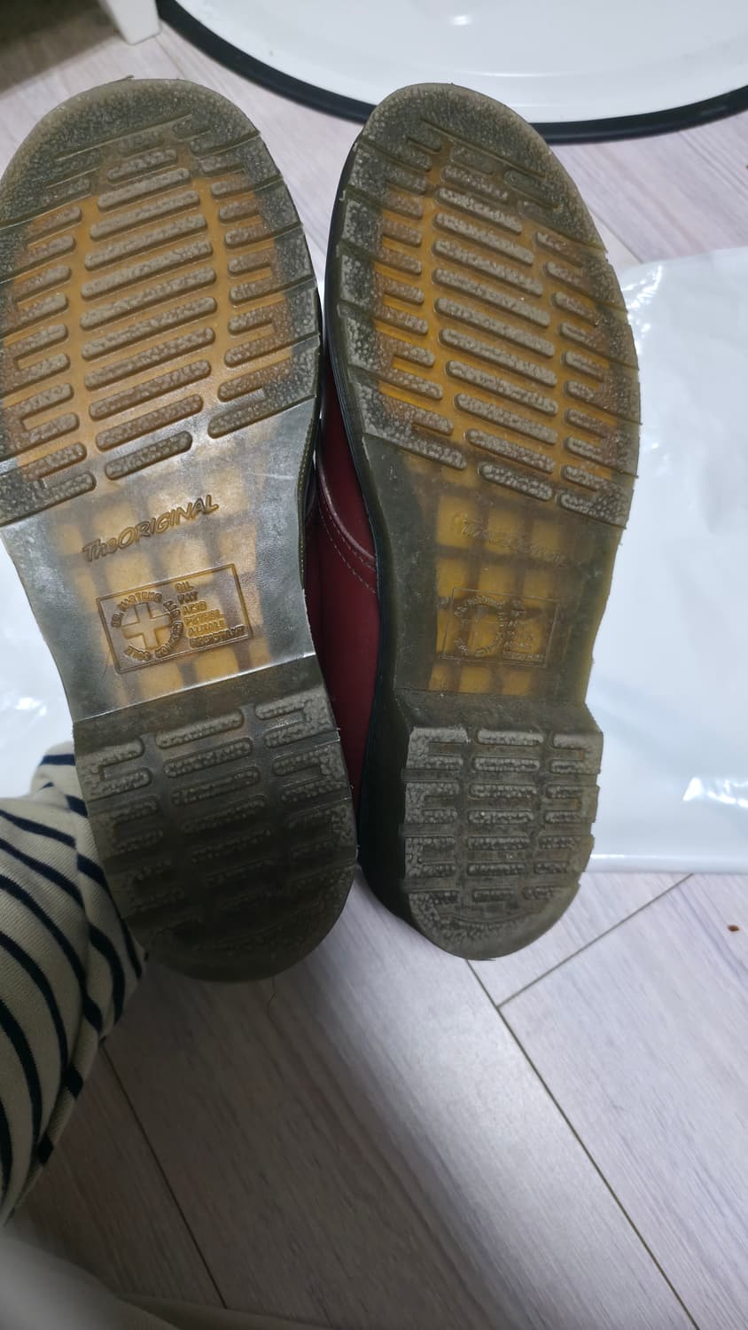 닥터마틴 1461 3홀 레드체리 팝니다. 상품이미지7