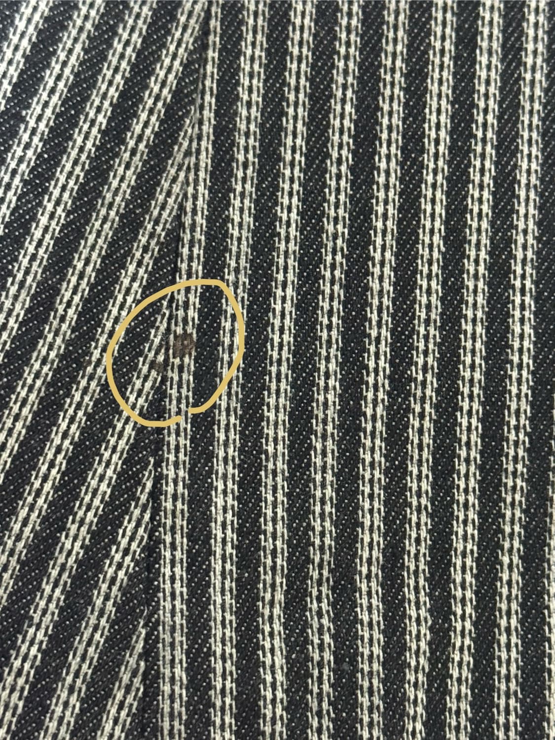 아캄 Knee Pin-tuck Stripe Denim Pants 상품이미지2