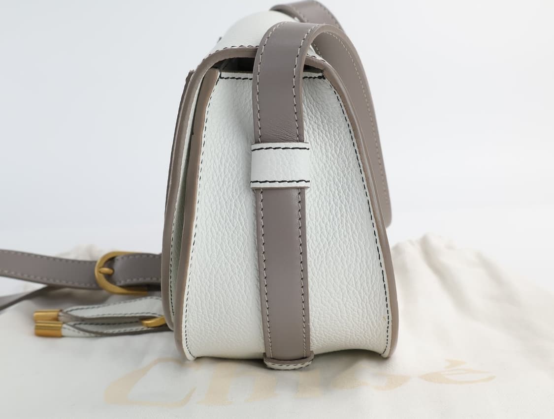 끌로에 송아지 가죽 마르씨 새들백 크리스탈 화이트 S 스몰 상품이미지2