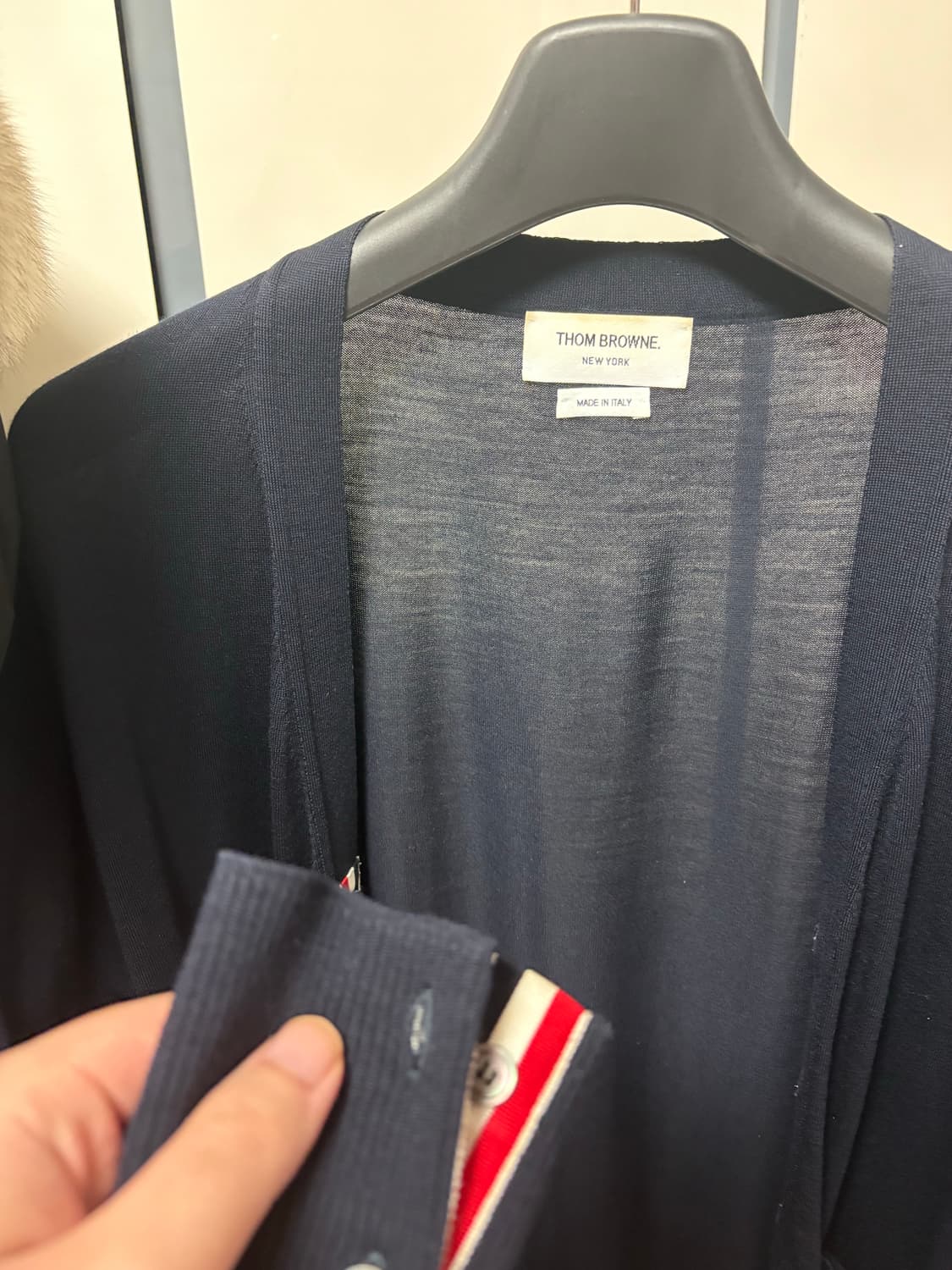 톰브라운 가디건 메리노울 네이비 3사이즈 상품이미지2