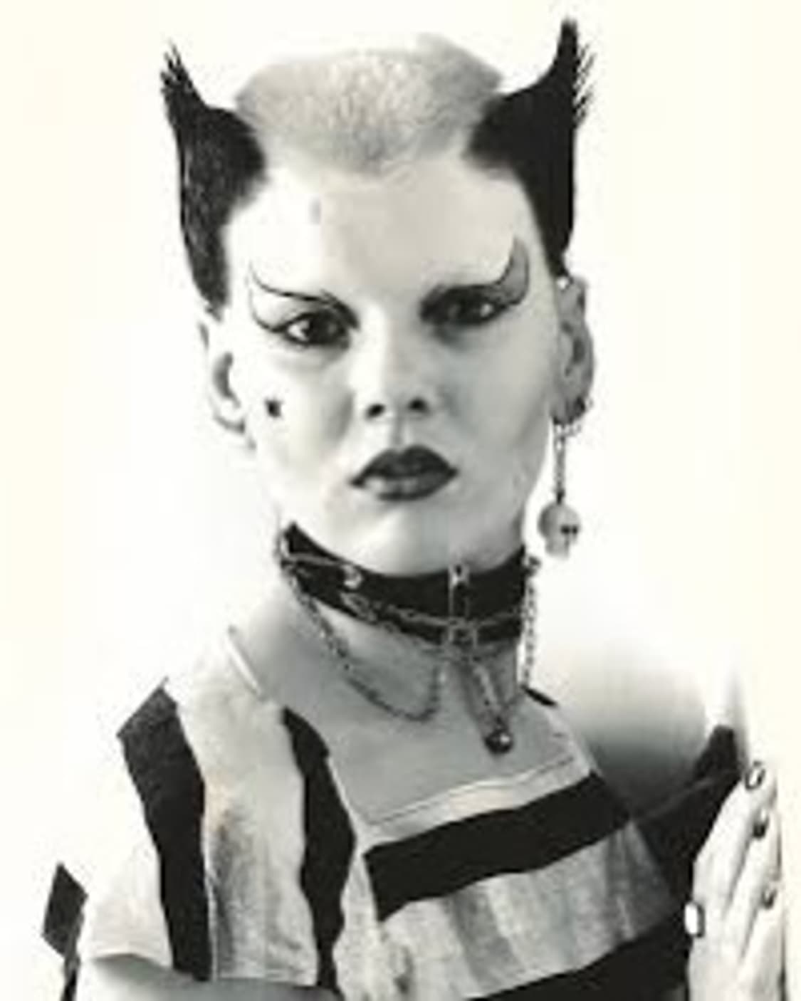 SS06 UNDERCOVERISM Soo Catwoman T shirts 상품이미지2