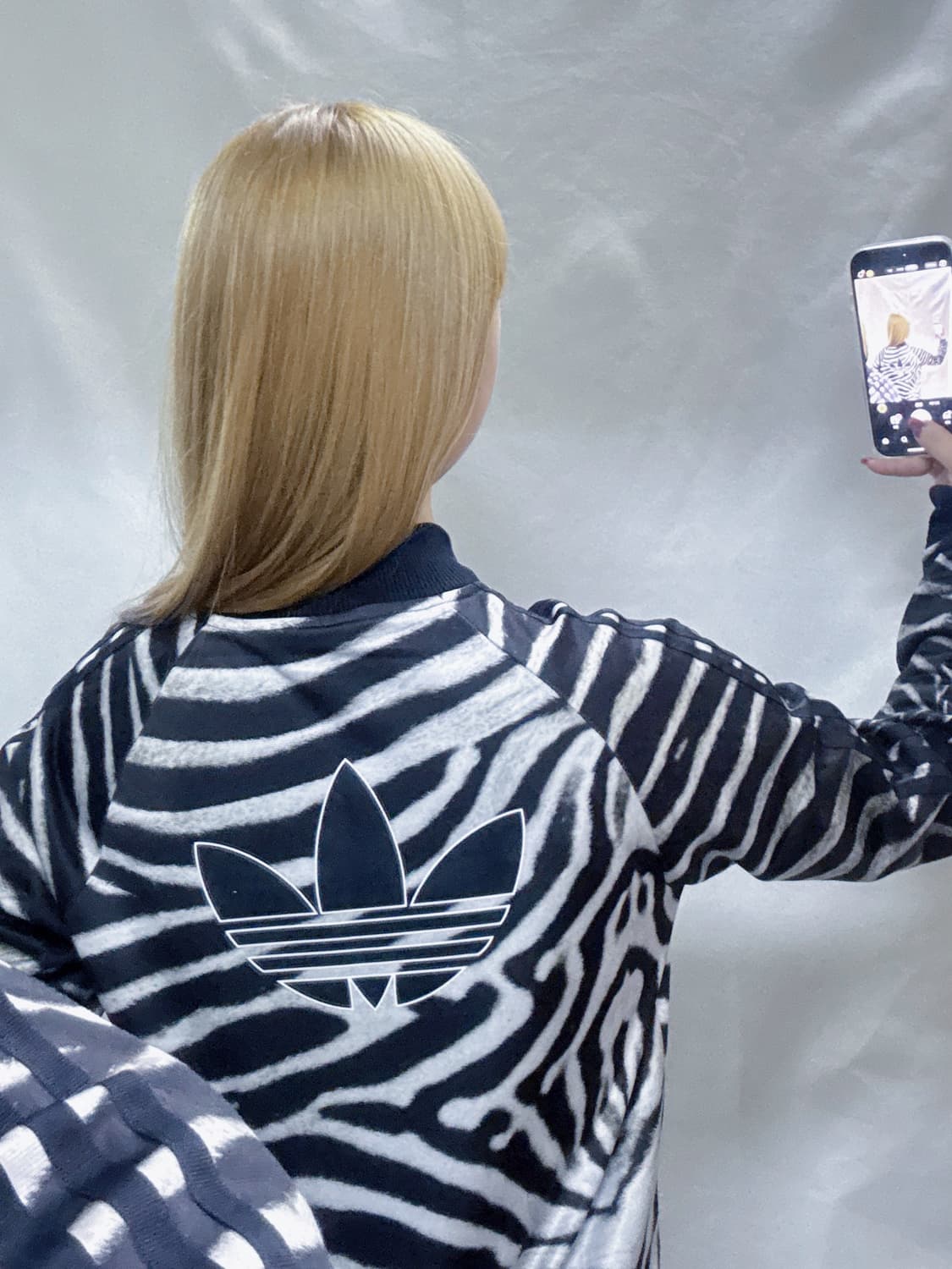 아디다스 지브라 패턴 빅로고 트랙탑  상품이미지4