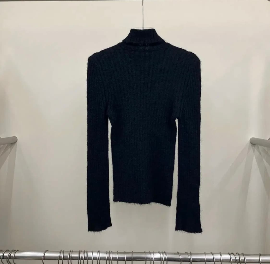 엠포리오 아르마니 터틀넥 니트 상품이미지3