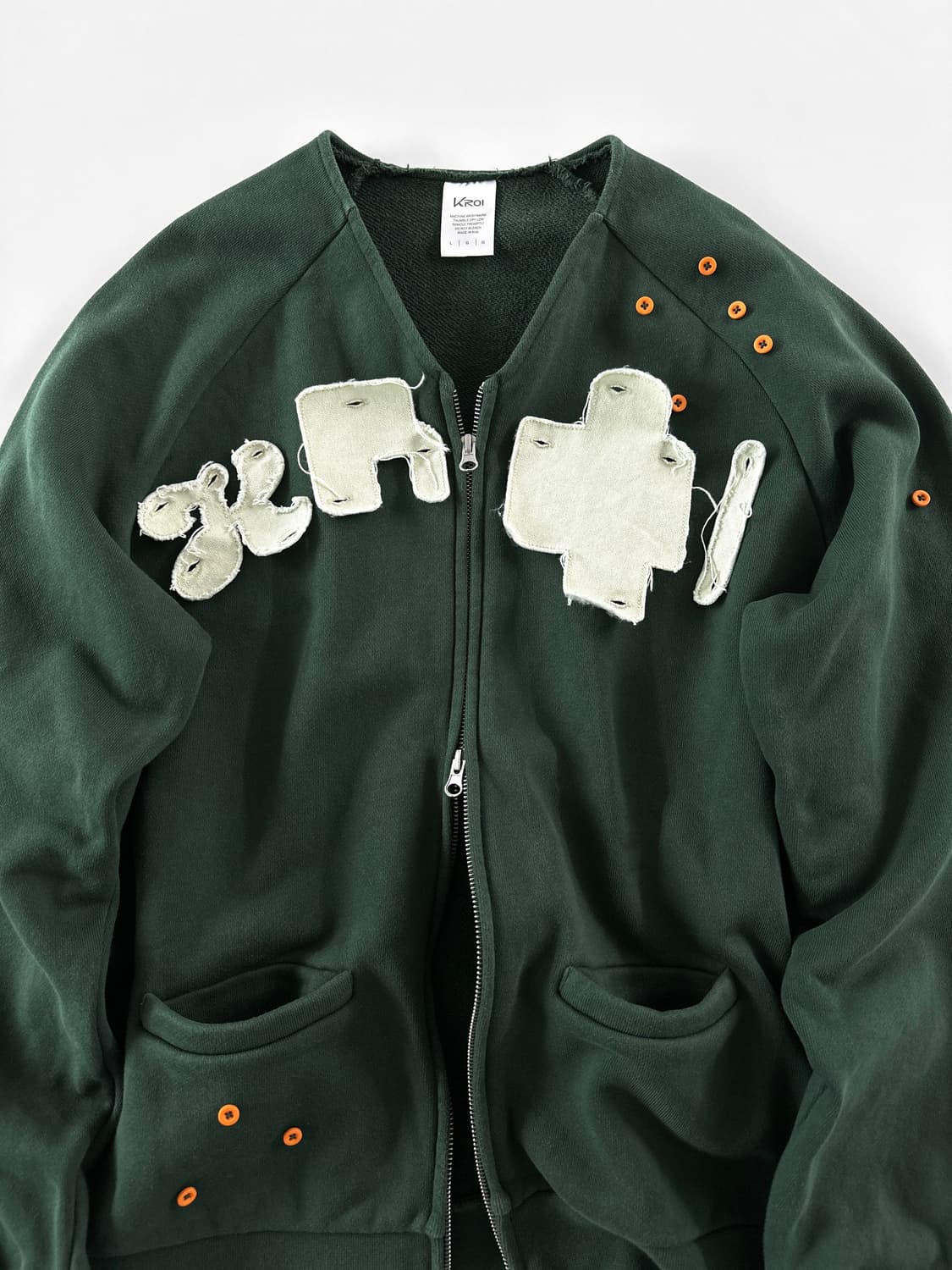 KROI 버튼 패치 스웻 가디건 상품이미지4